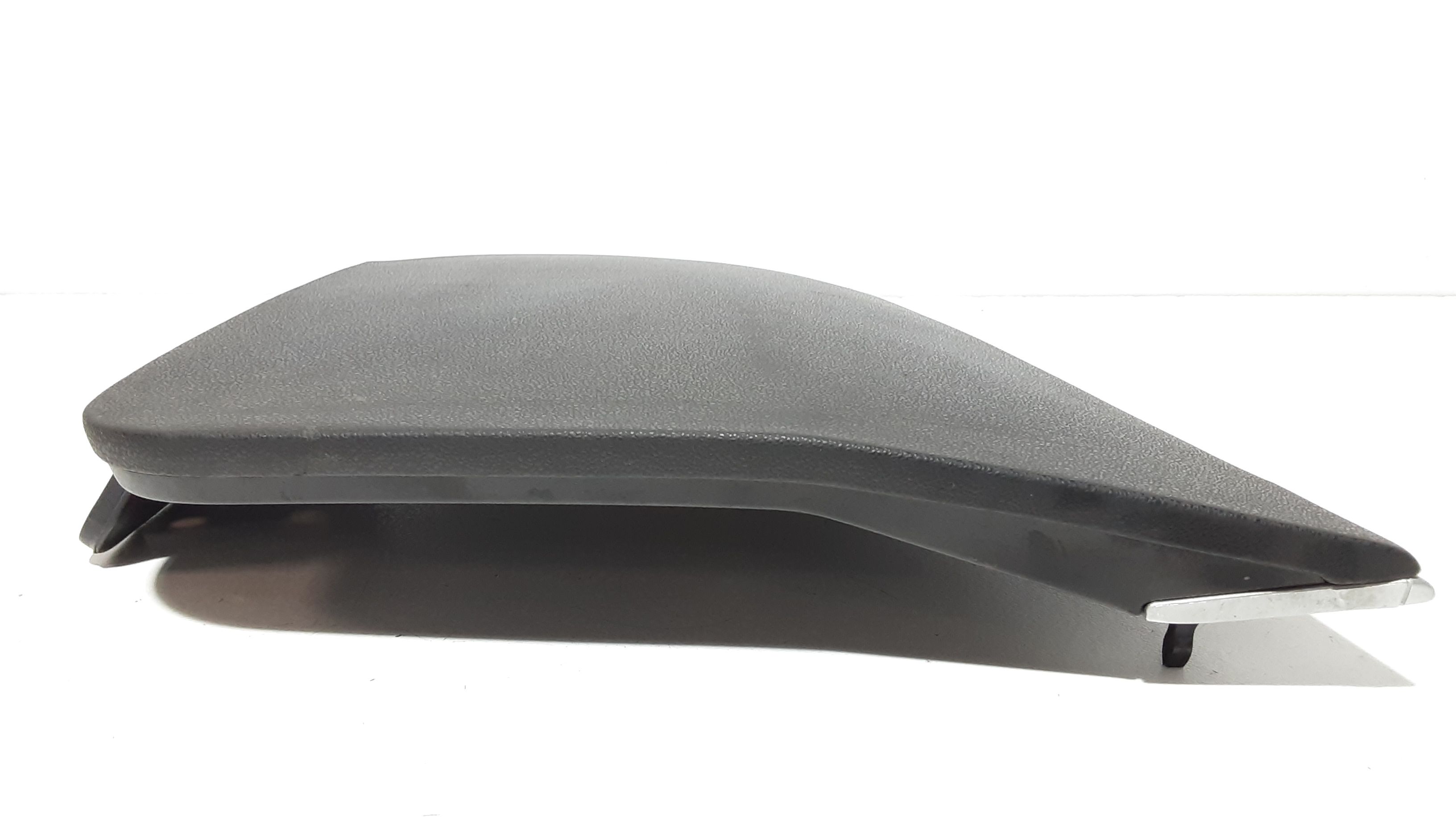 Sportellino porta oggetti