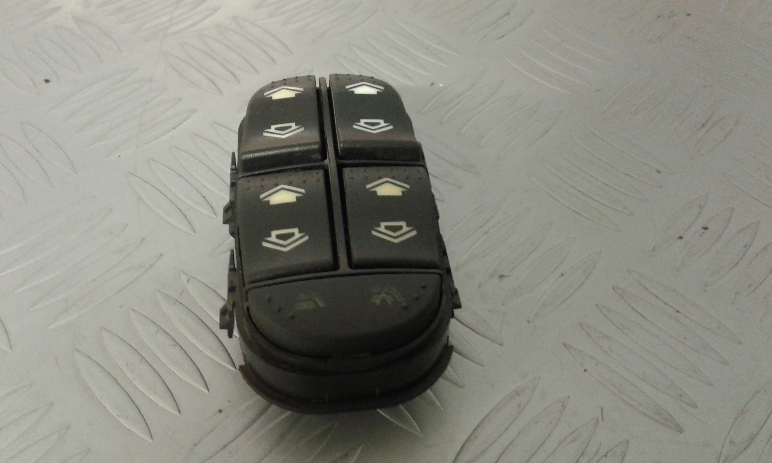 Pulsantiera Anteriore Destra Passeggero FORD Focus Berlina 1 Serie