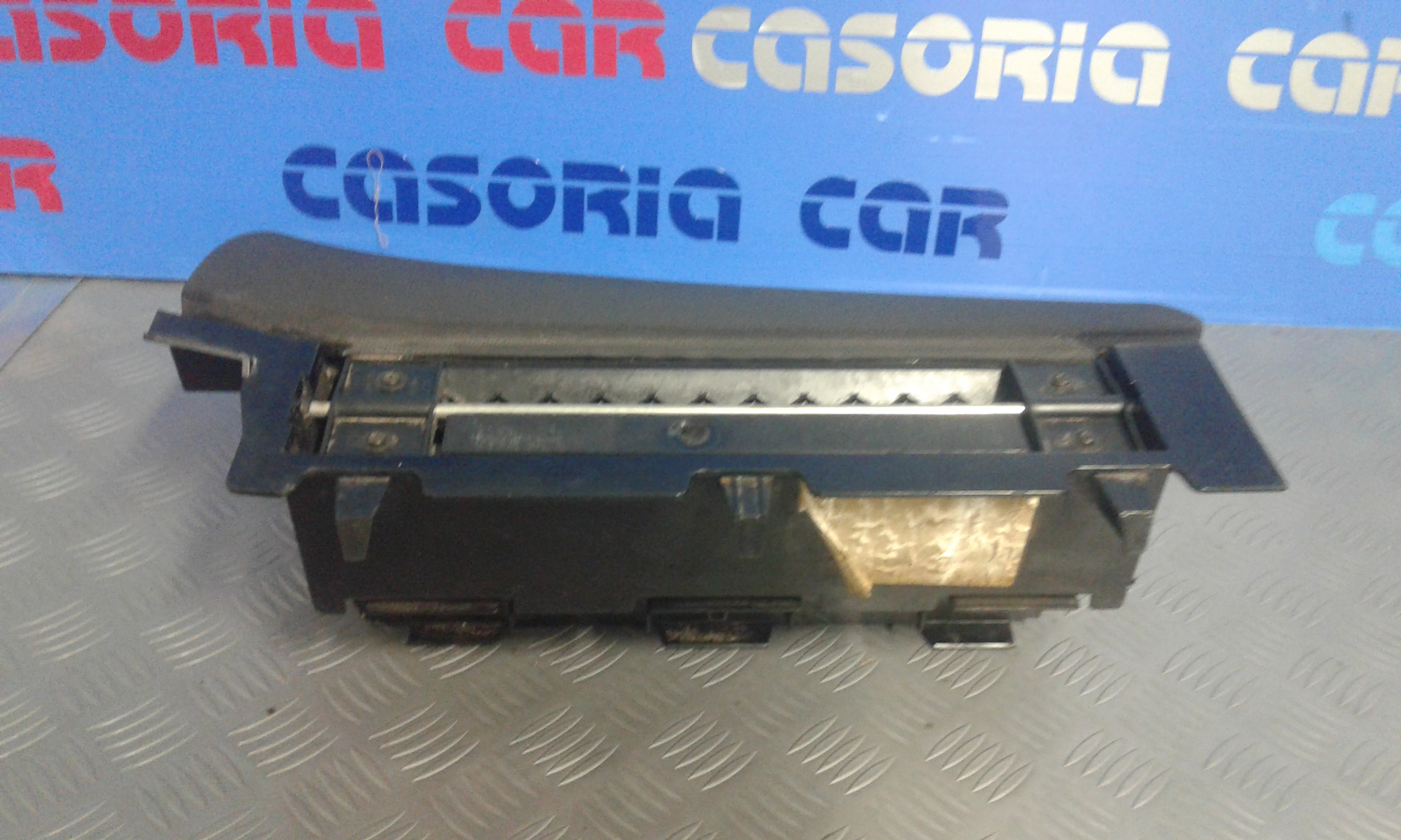 Cassetto porta oggetti BMW X3 1 Serie