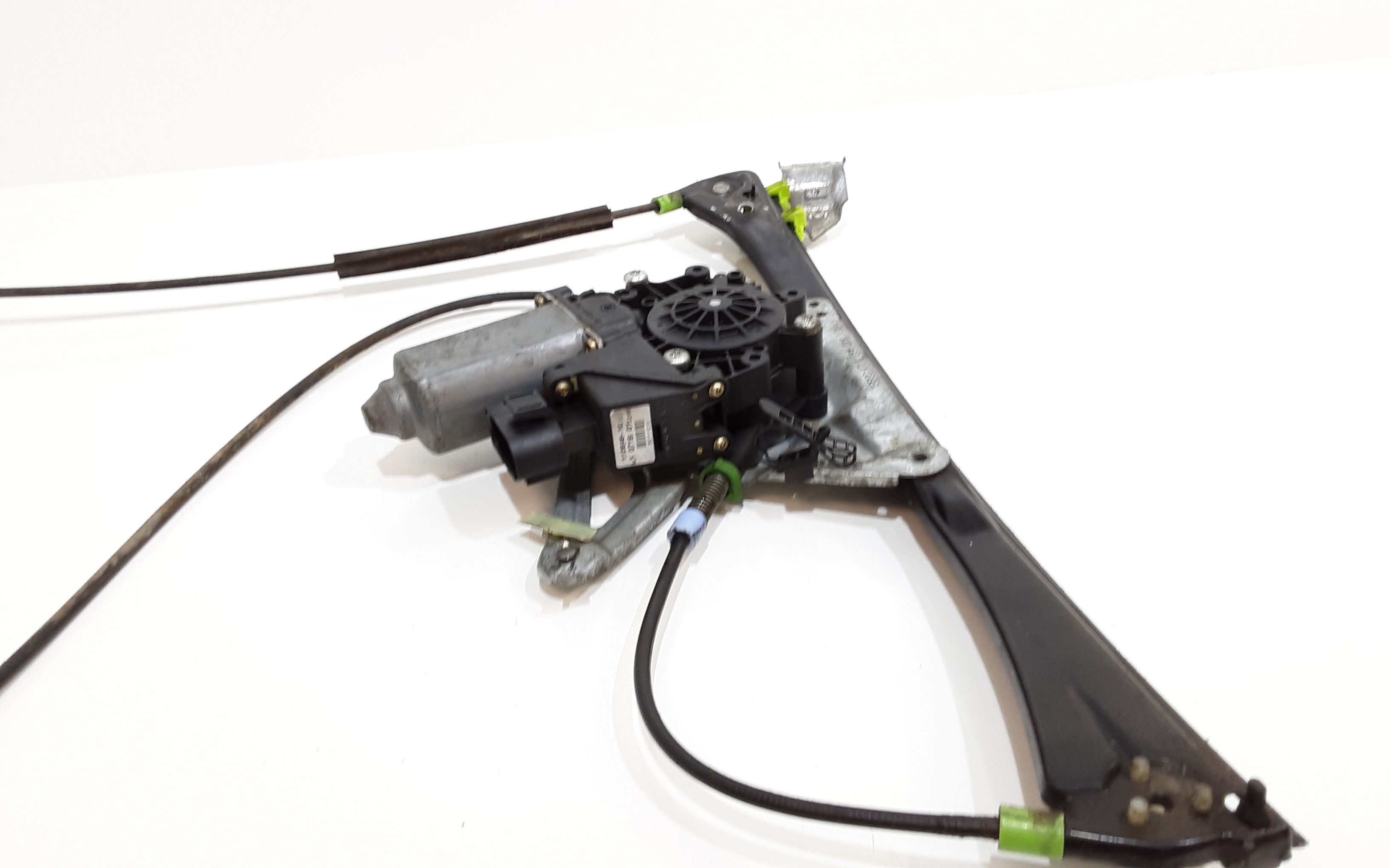 Cremagliera anteriore sinistra Guida AUDI A4 Avant (8E) 1 serie