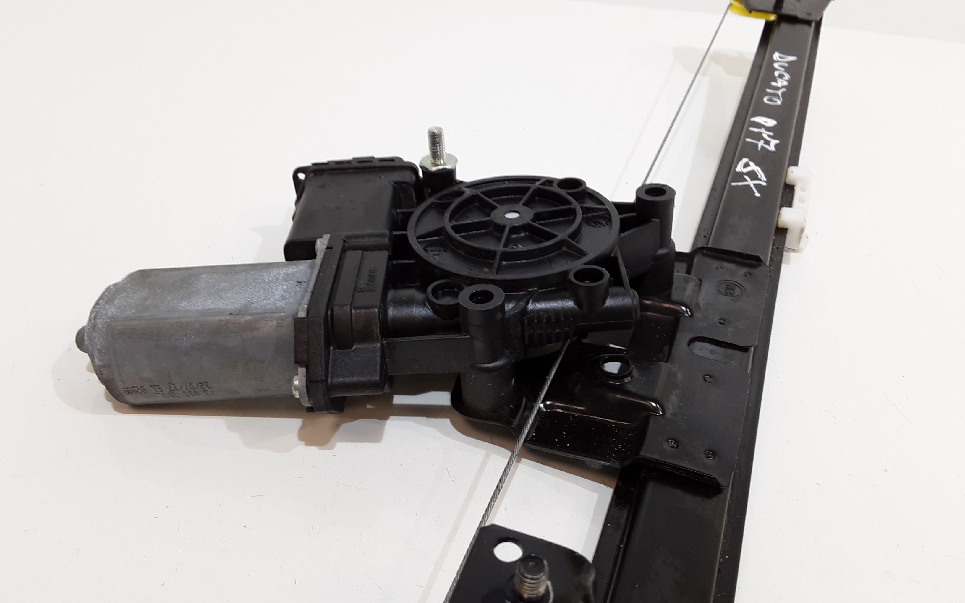 Cremagliera anteriore sinistra Guida FIAT Ducato 6 Serie