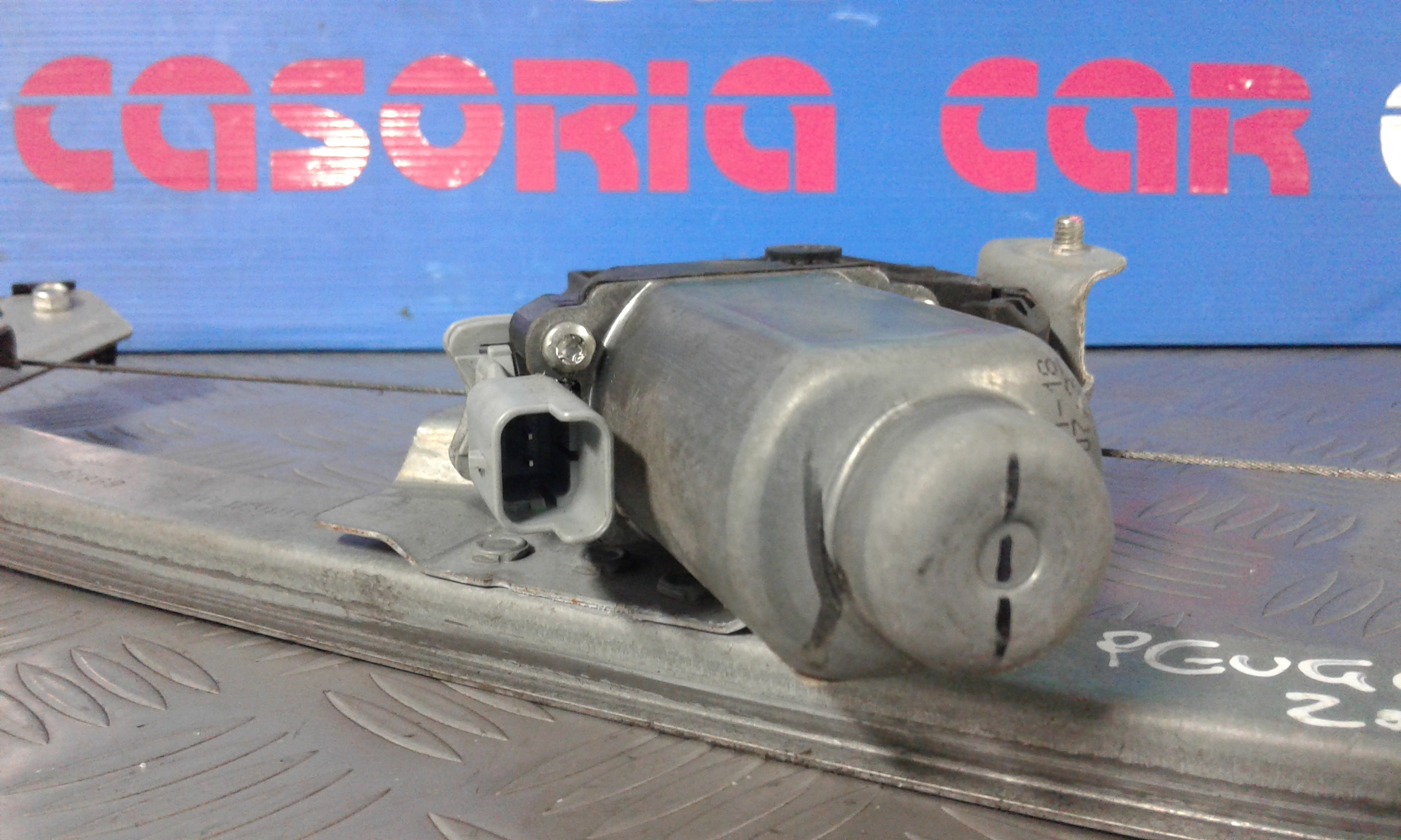 Cremagliera anteriore sinistra Guida PEUGEOT 107 1 Serie