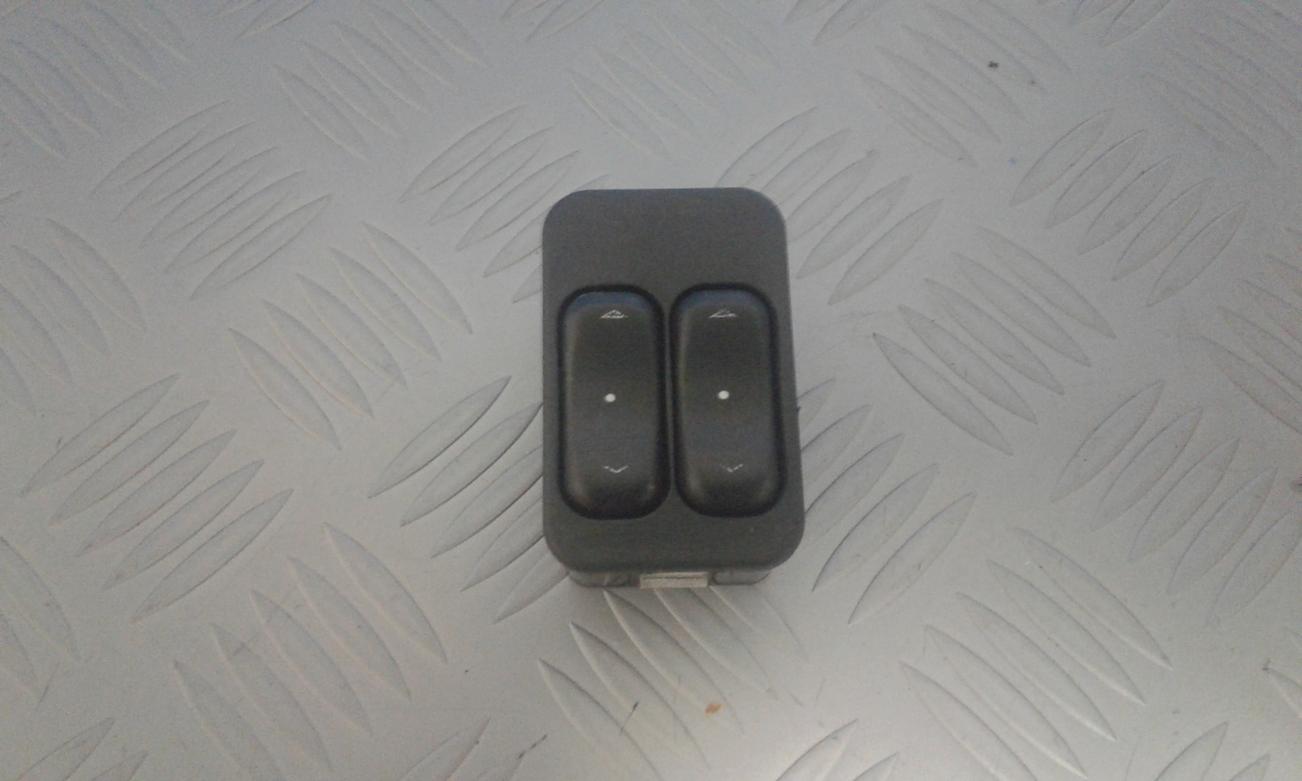 Pulsantiera Anteriore Sinistra Guida OPEL Astra G S. Wagon