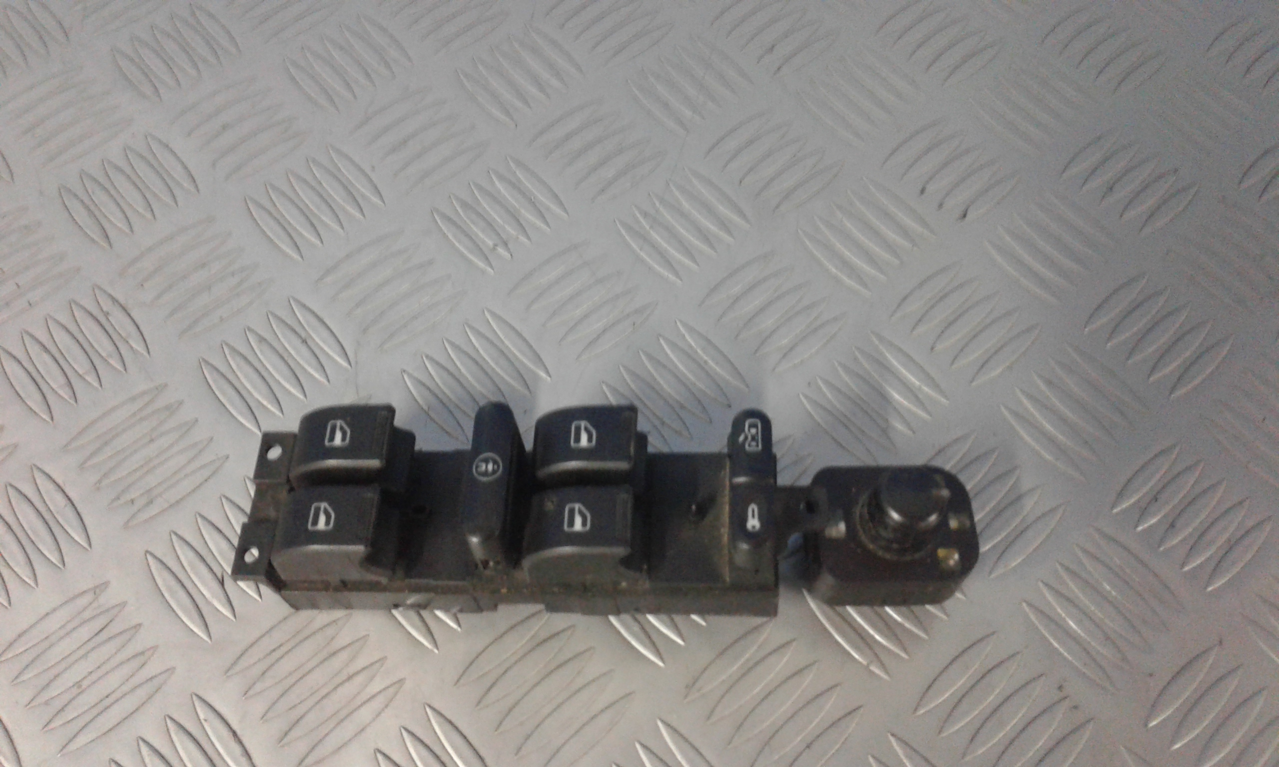 Pulsantiera Anteriore Sinistra Guida DR 5 1 Serie