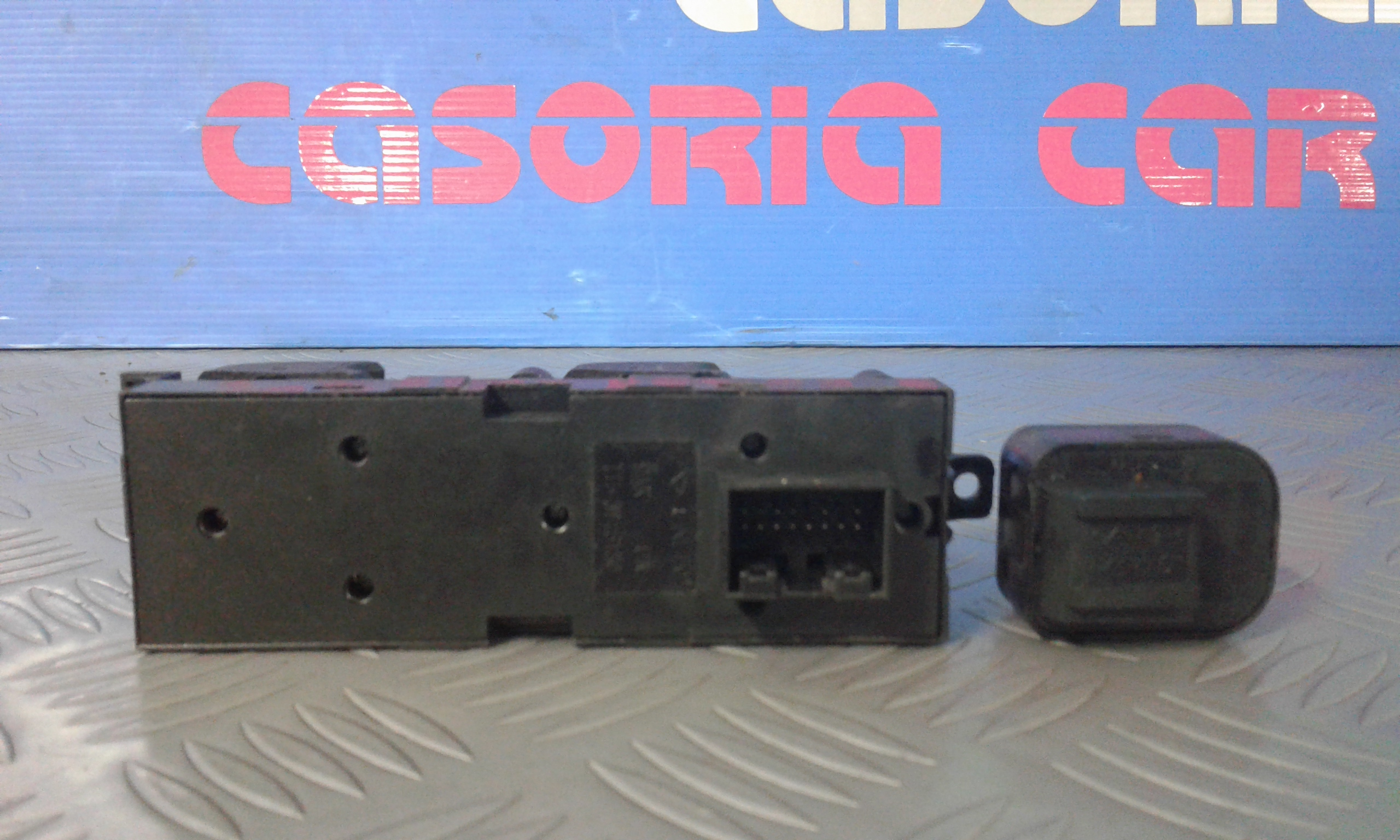 Pulsantiera Anteriore Sinistra Guida DR 5 1 Serie