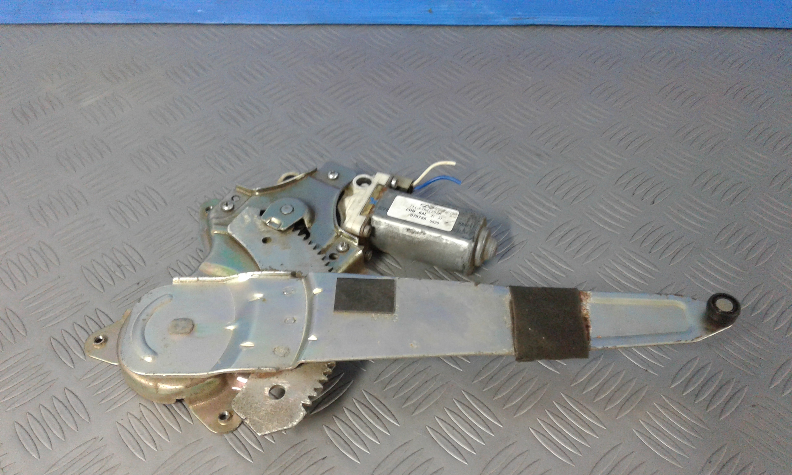 Cremagliera posteriore destra passeggero DR 5 1 Serie