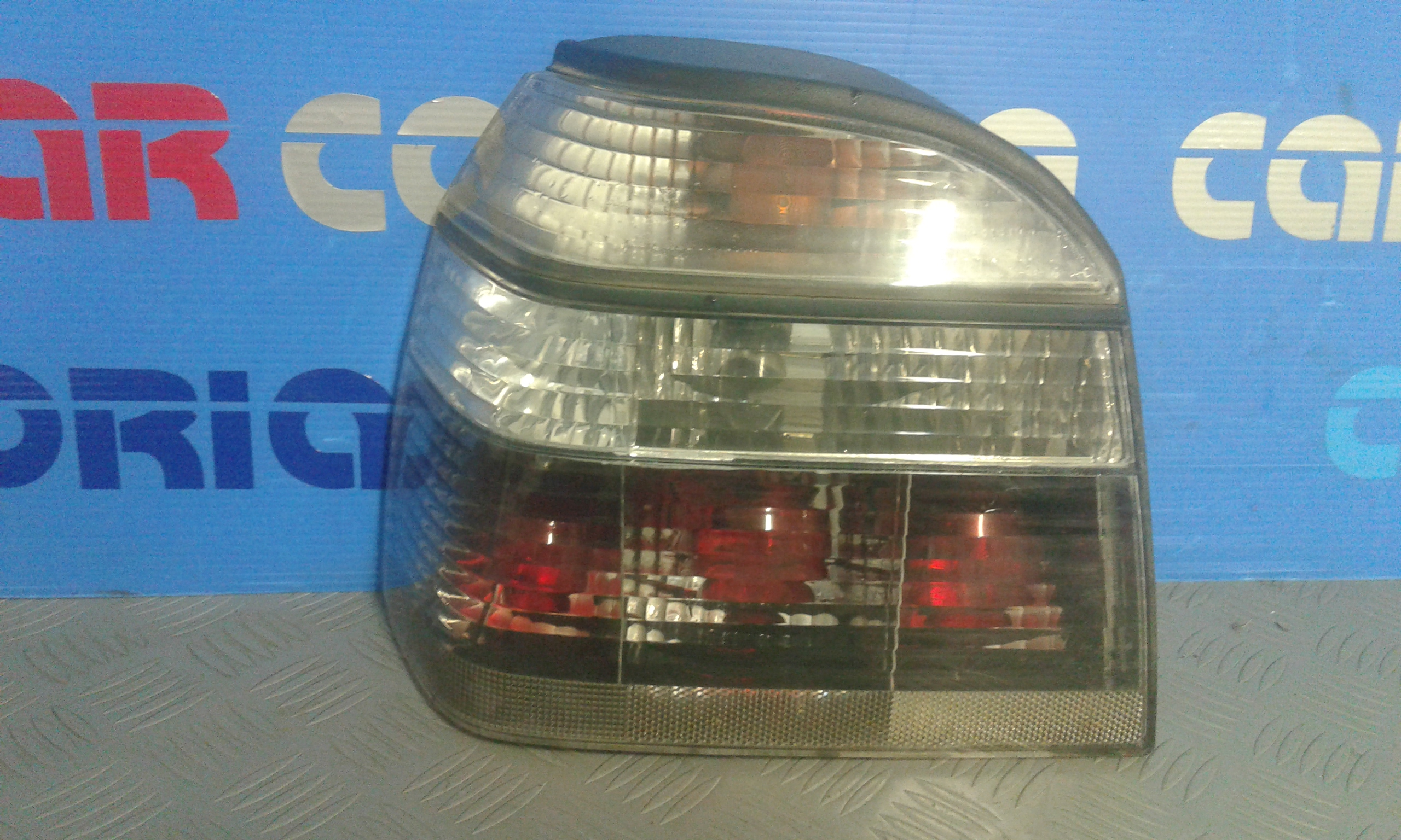 Stop Posteriore sinistro lato Guida VOLKSWAGEN Golf 3 Berlina