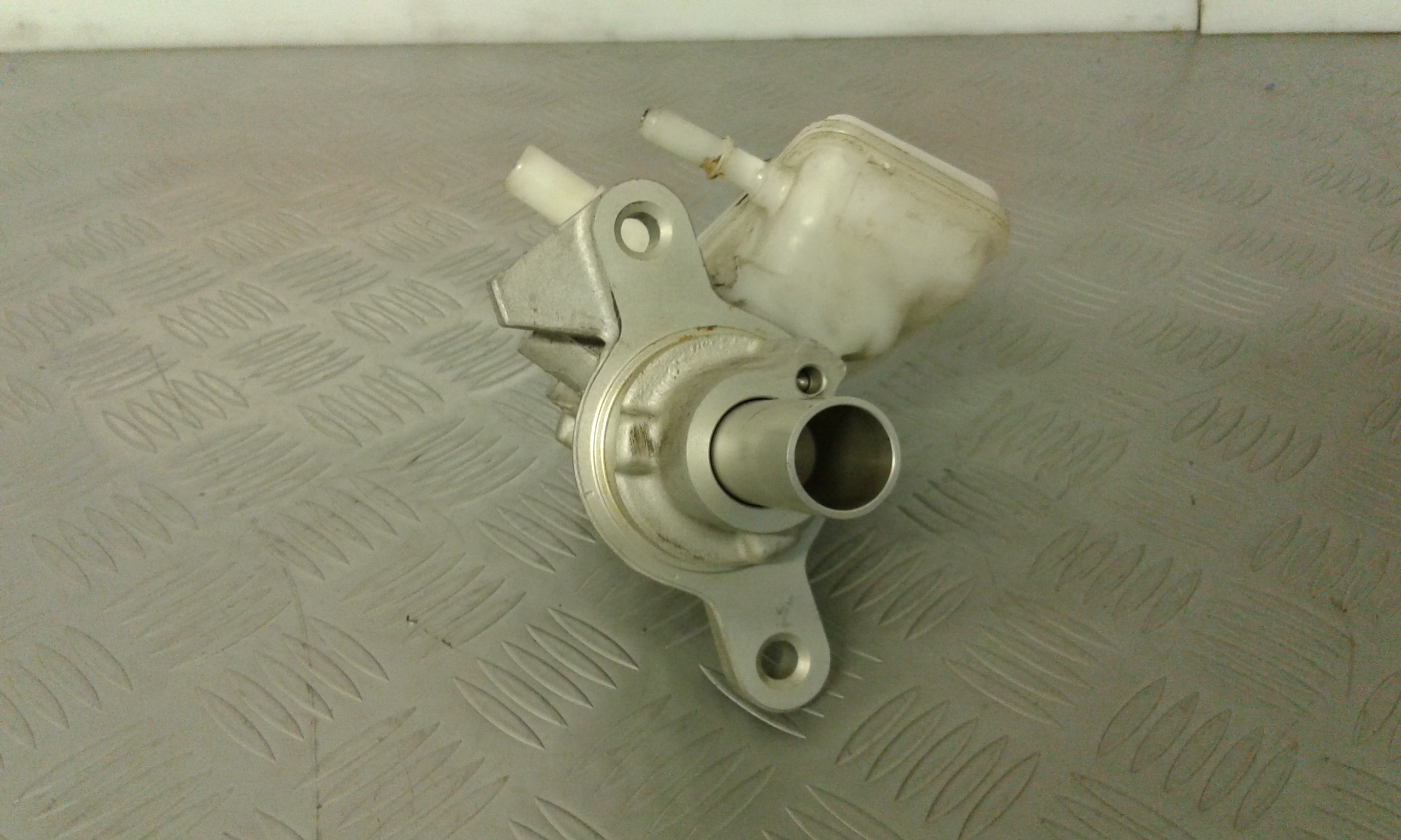 Pompa Freni FORD Fiesta 6 Serie