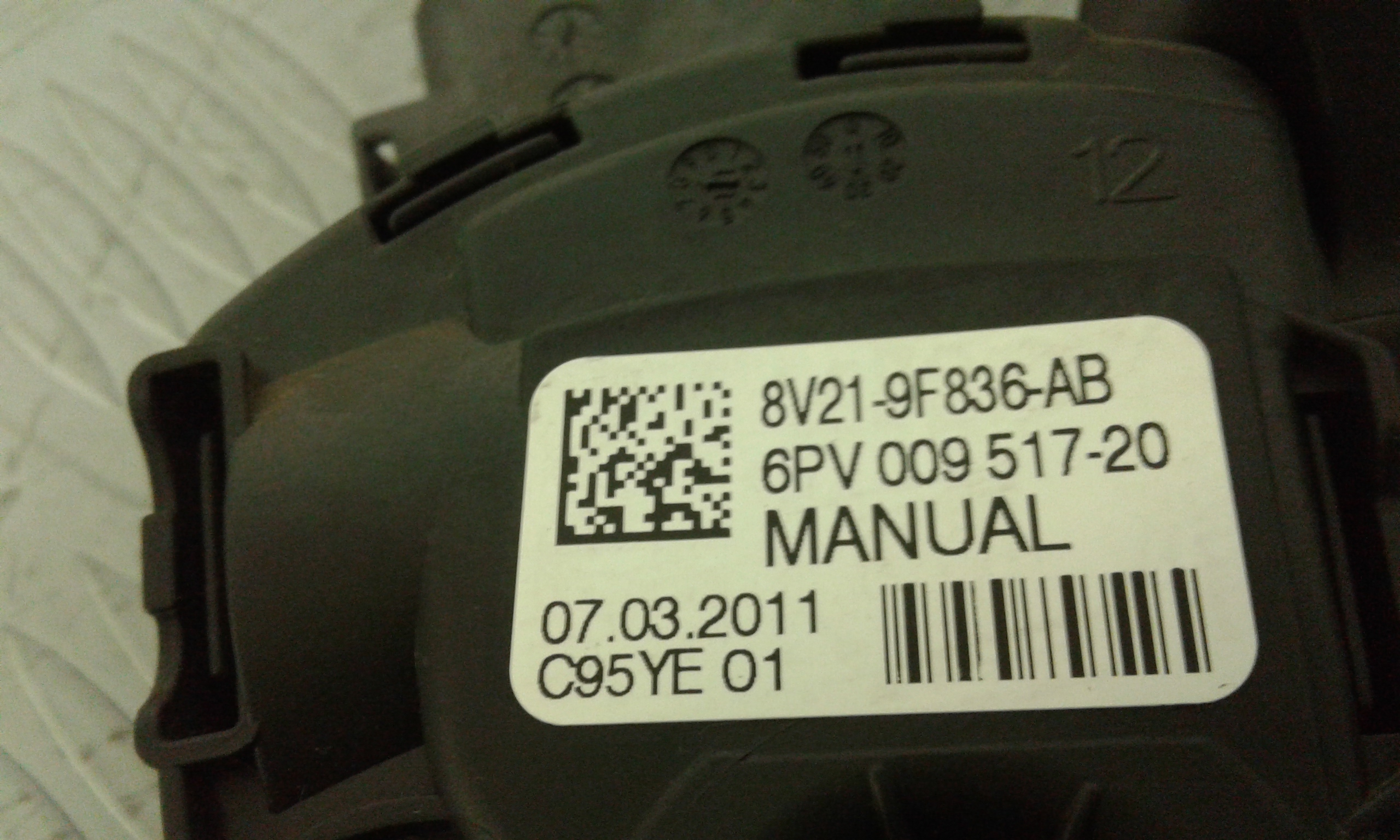 Pedale acceleratore FORD Fiesta 6 Serie