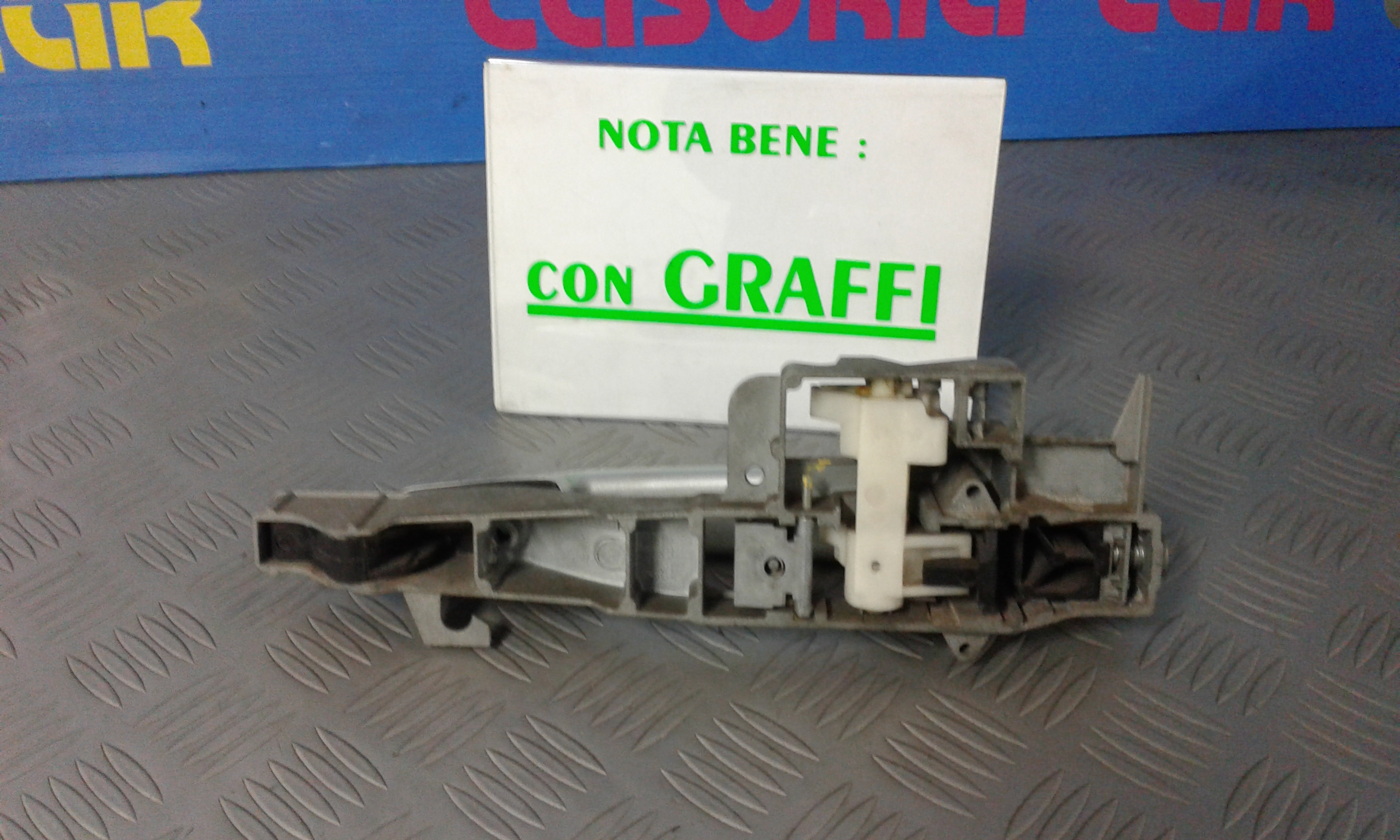 Maniglia esterna Posteriore Destra PEUGEOT 407 S. Wagon