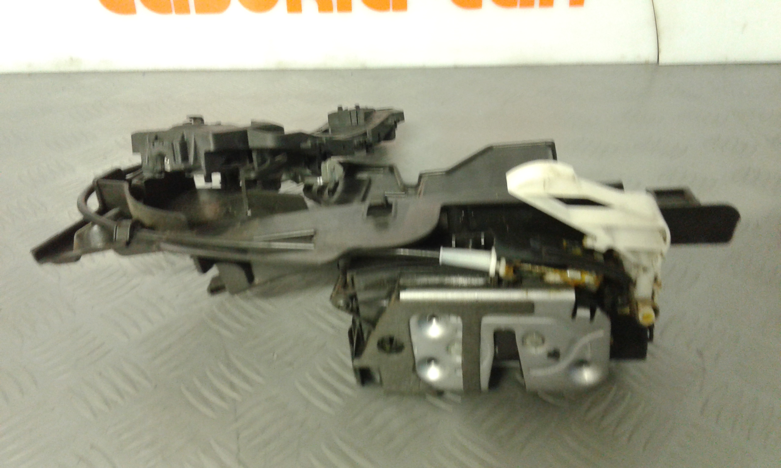 Serratura Anteriore Destra FORD Fiesta 6 Serie