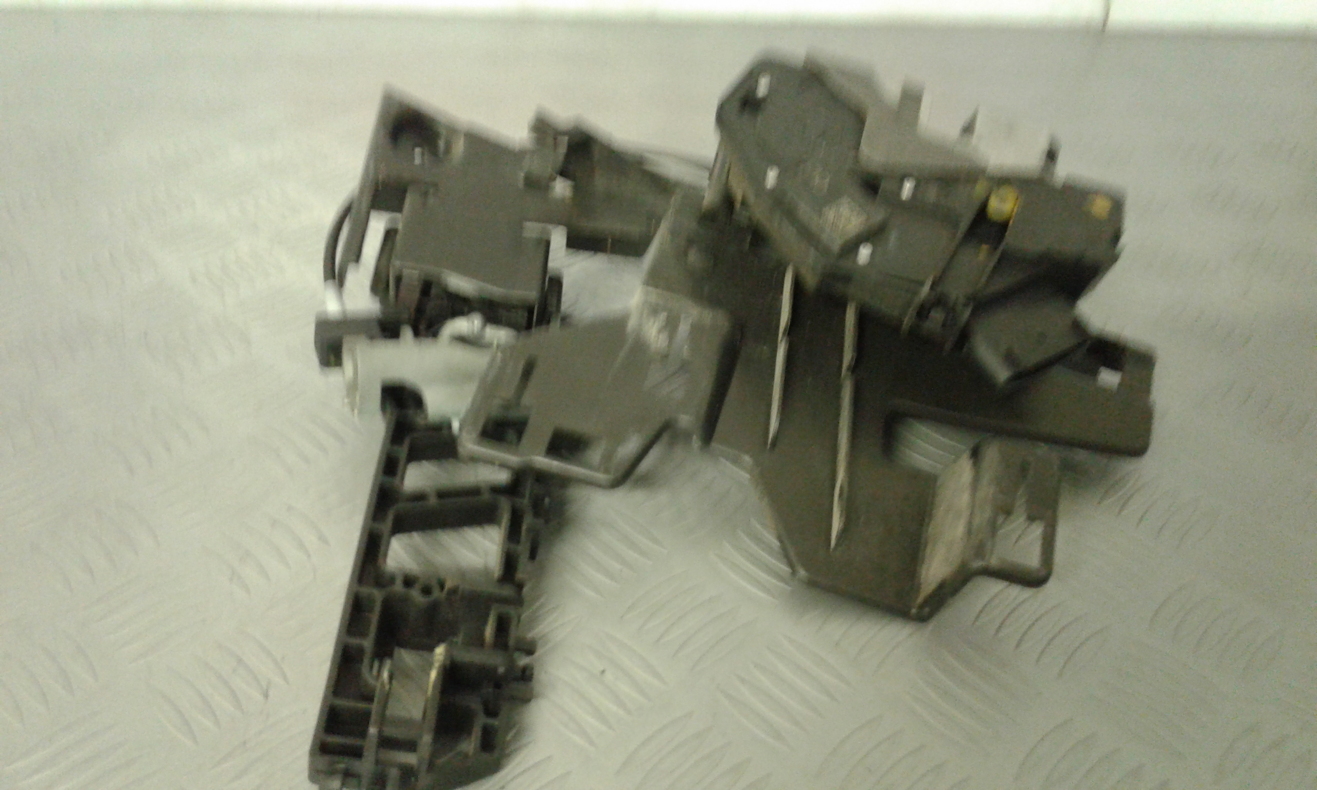 Serratura Anteriore Destra FORD Fiesta 6 Serie