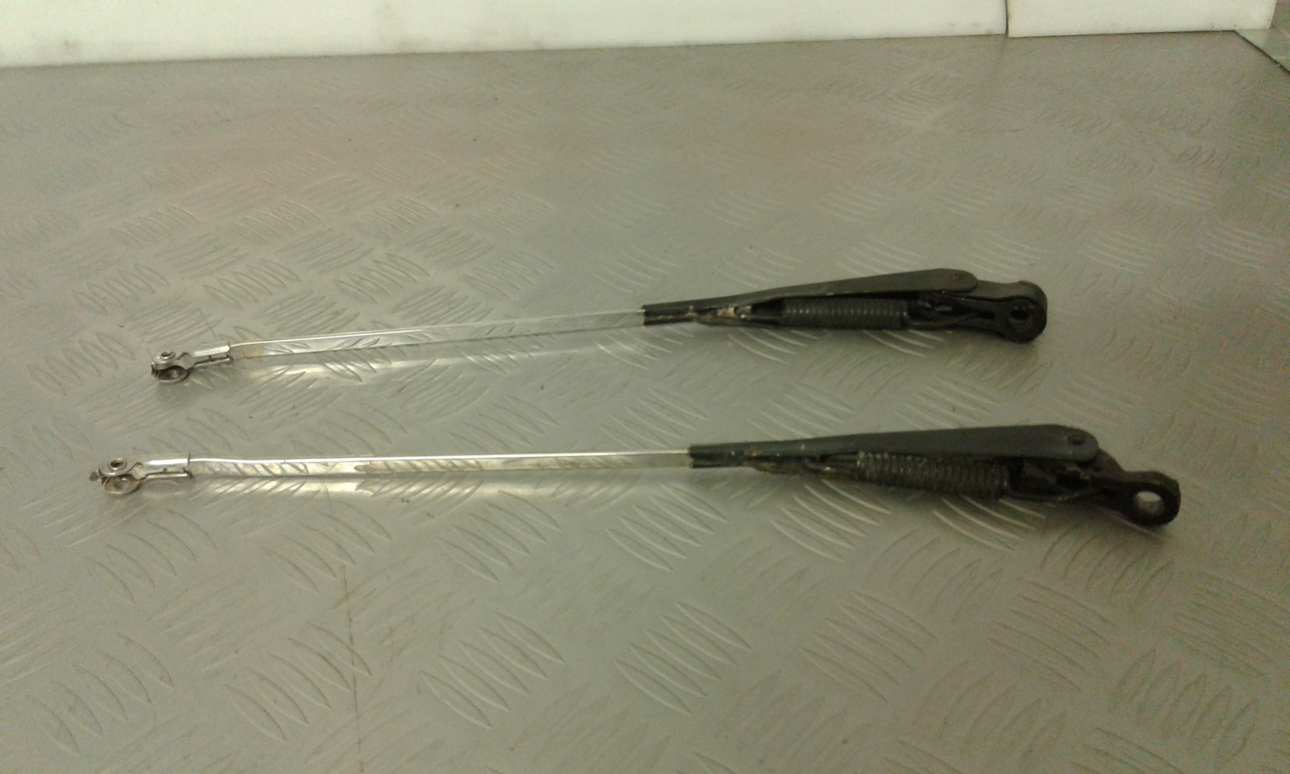 Bracci Tergi ant. JAGUAR Sovereign