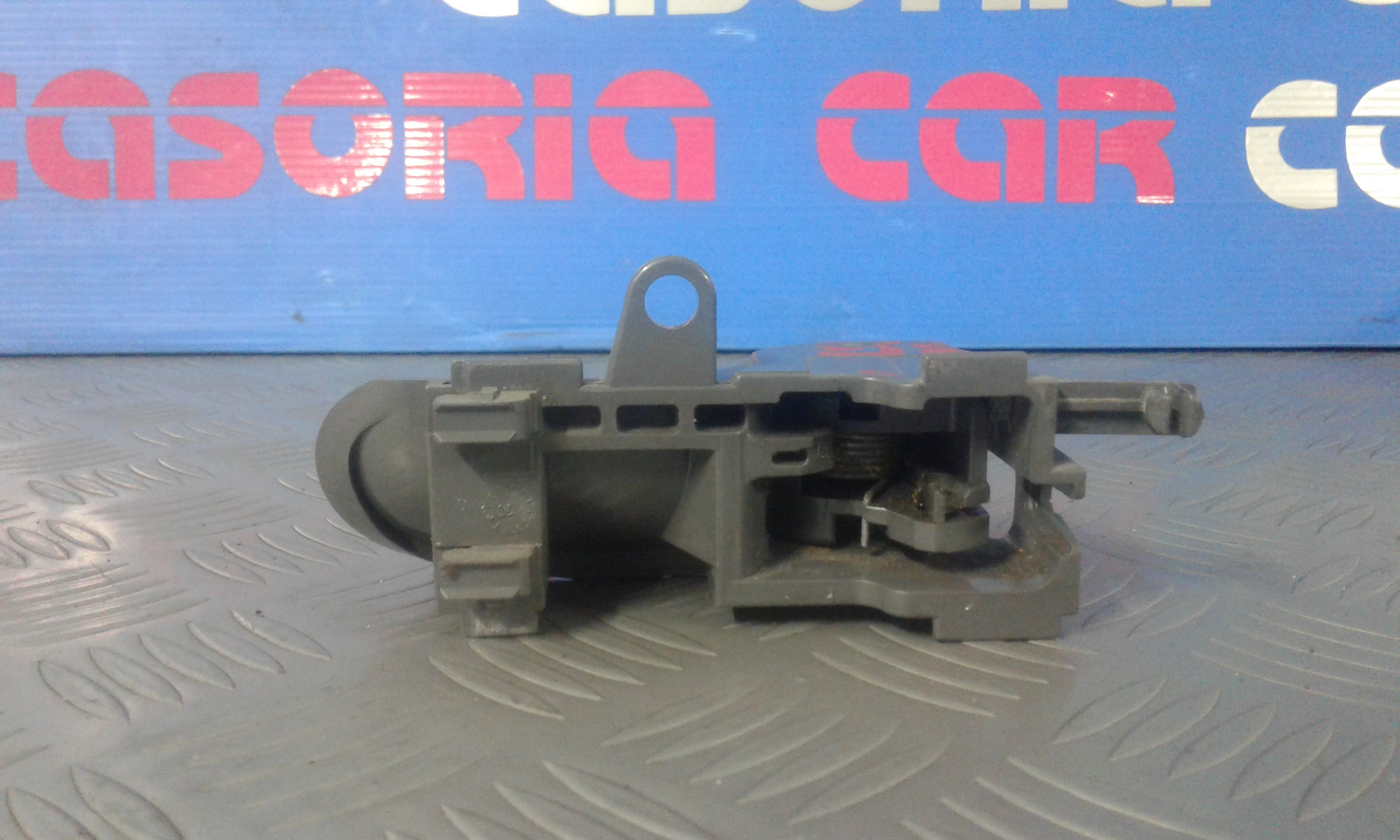 Maniglia interna anteriore Sinistra PEUGEOT 107 1 Serie