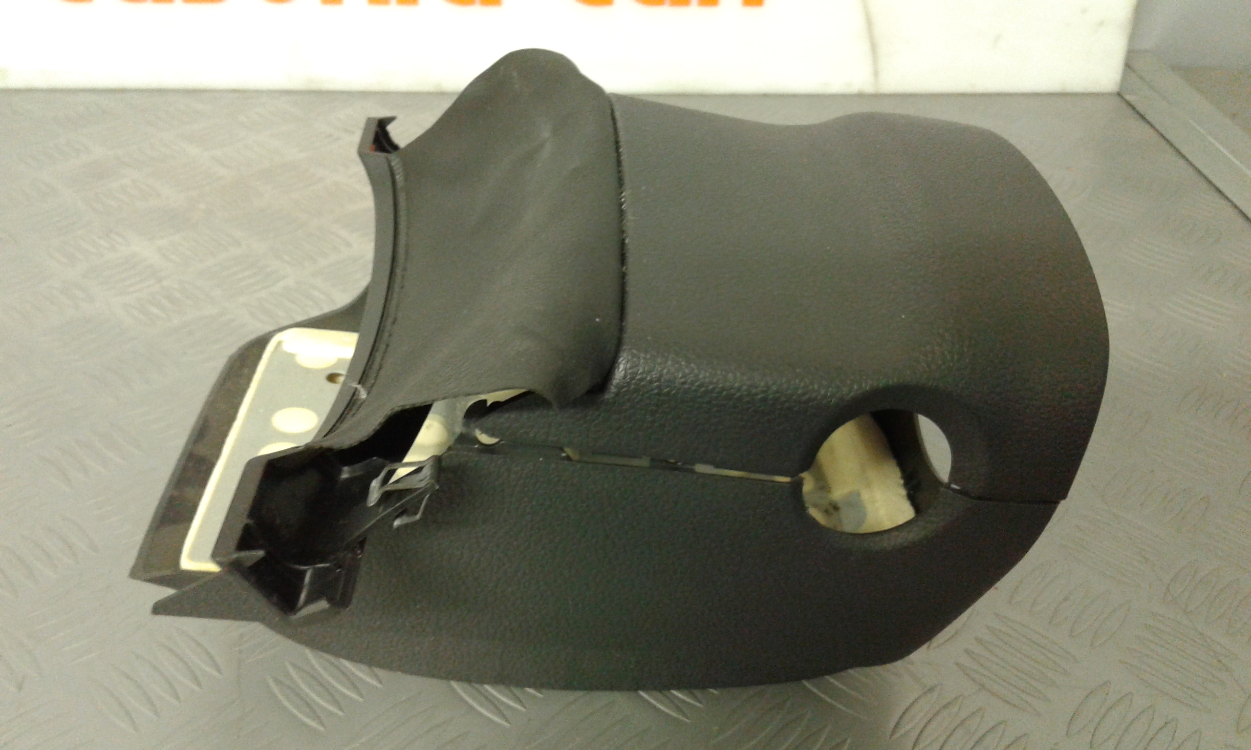 Riparo piantone sterzo VOLKSWAGEN Tiguan 2 Serie