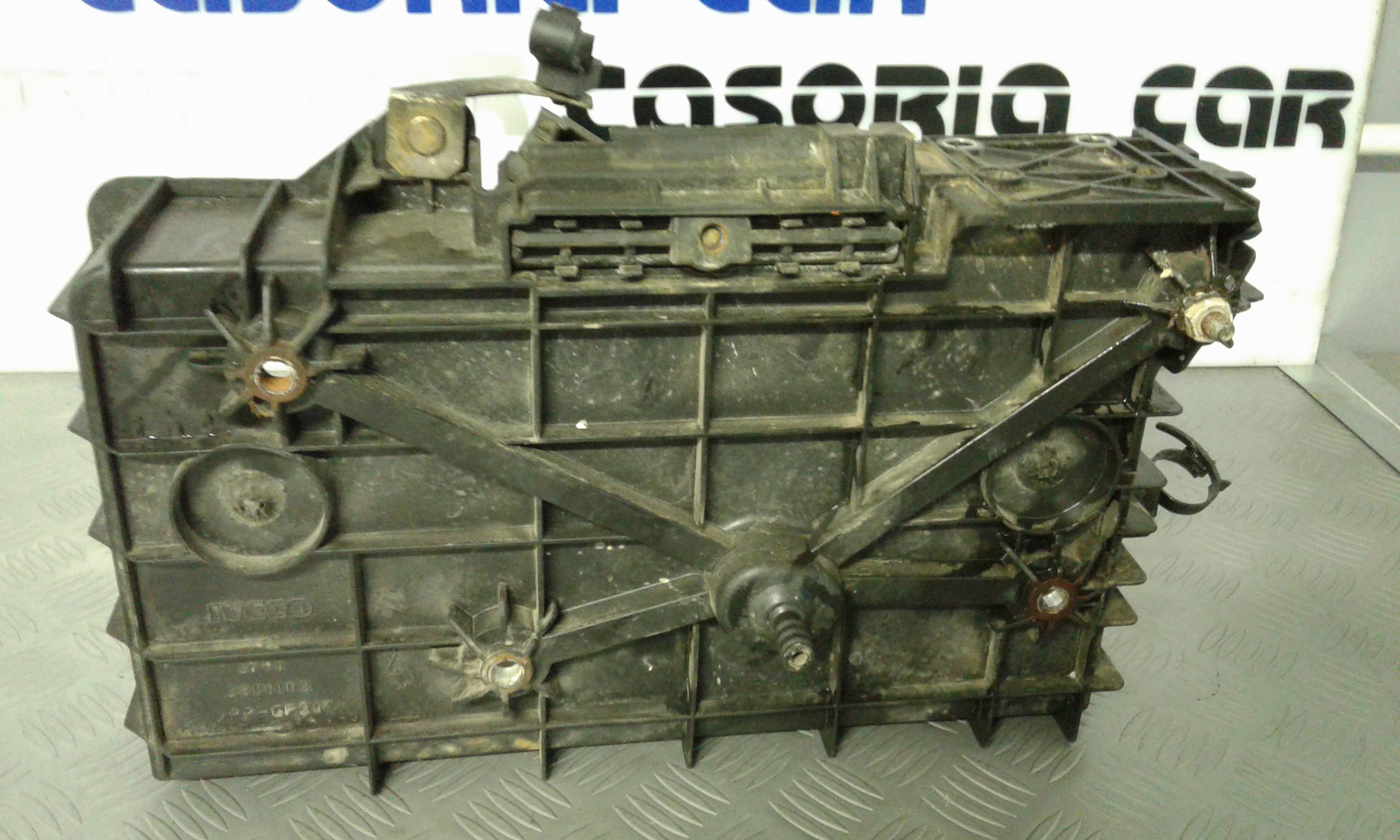 Alloggio Batteria IVECO Daily 4 Serie