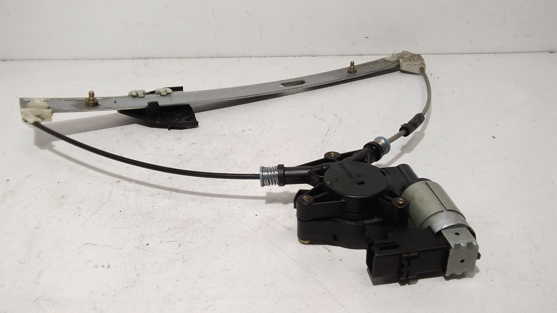 Cremagliera anteriore sinistra Guida MAZDA 3 Berlina 1 Serie