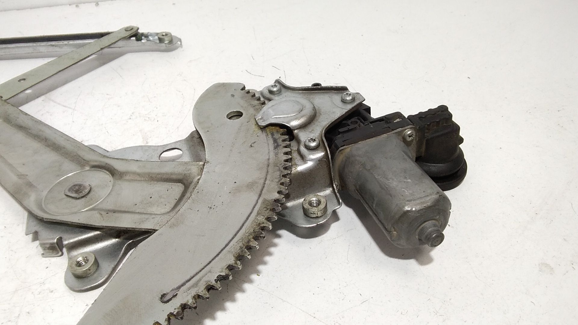 Cremagliera anteriore sinistra Guida SUZUKI Swift 4 Serie