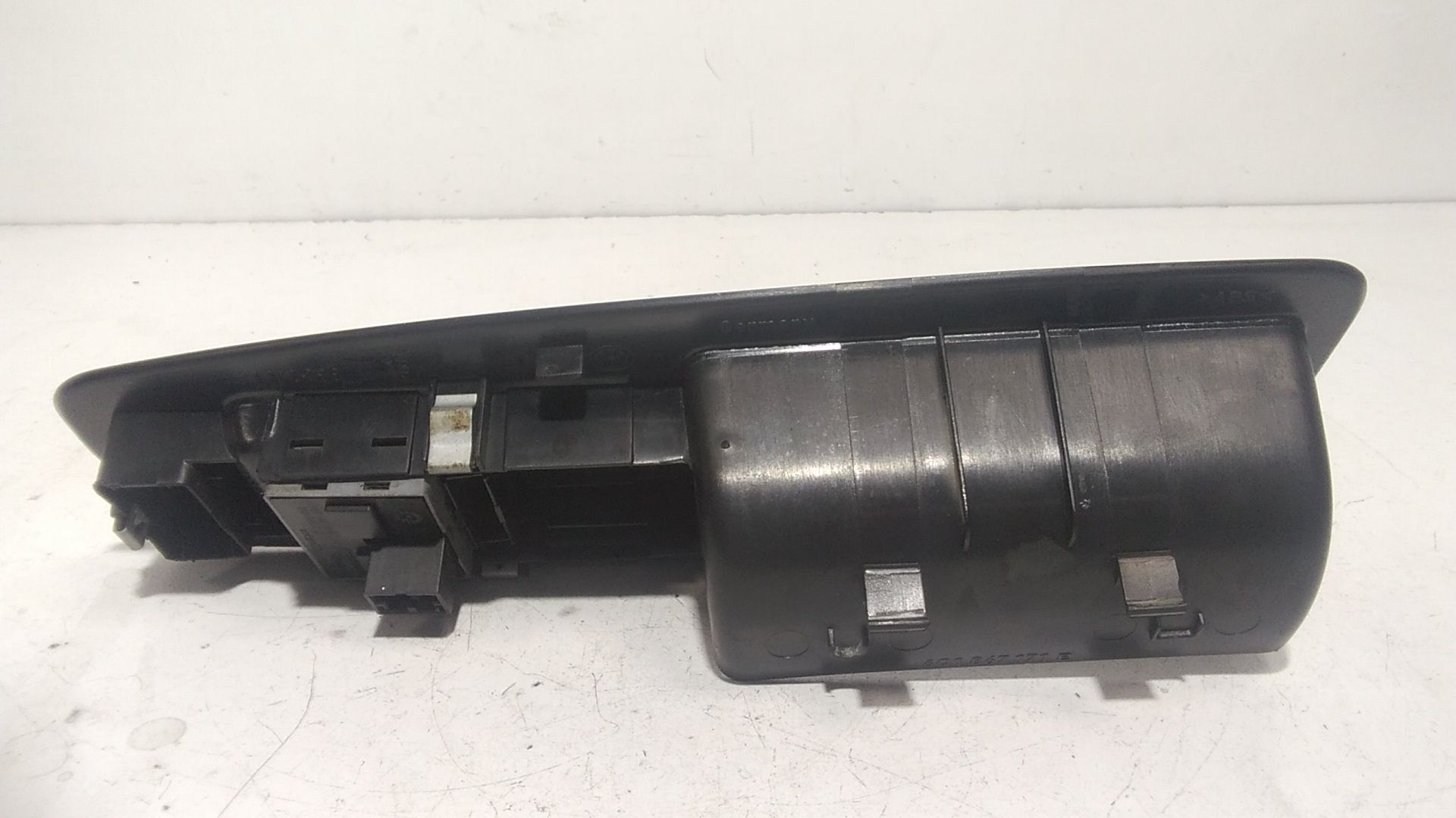 Pulsantiera anteriore sinistra Guida VOLKSWAGEN Polo 4 Serie