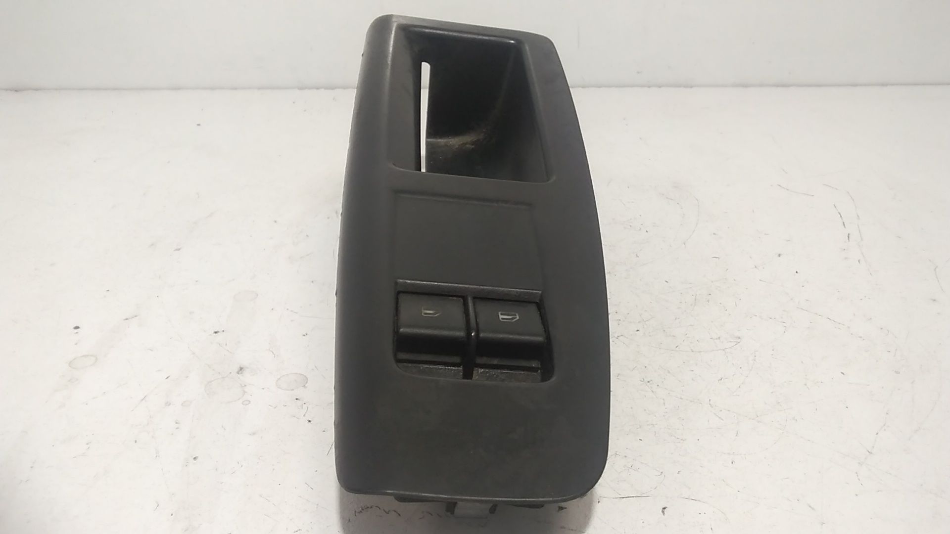 Pulsantiera anteriore sinistra Guida VOLKSWAGEN Polo 4 Serie