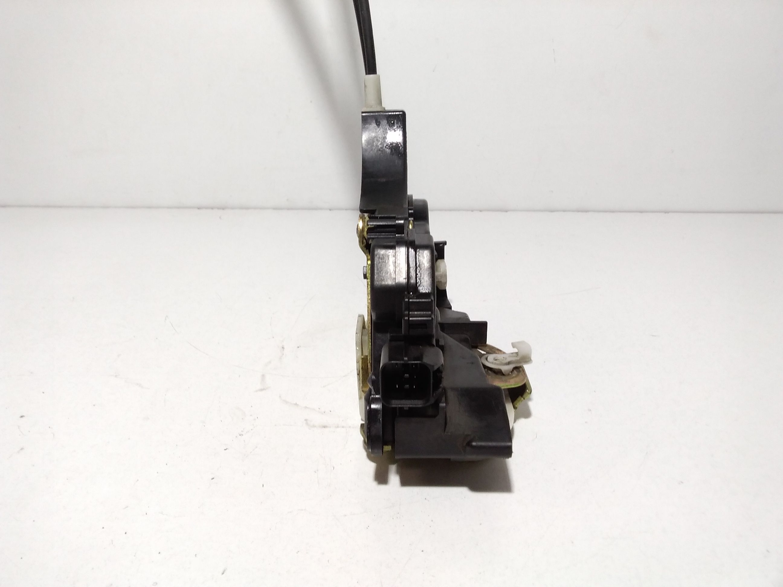 Serratura Anteriore Sinistra MITSUBISHI Colt Serie 5P (Z) (06>12)