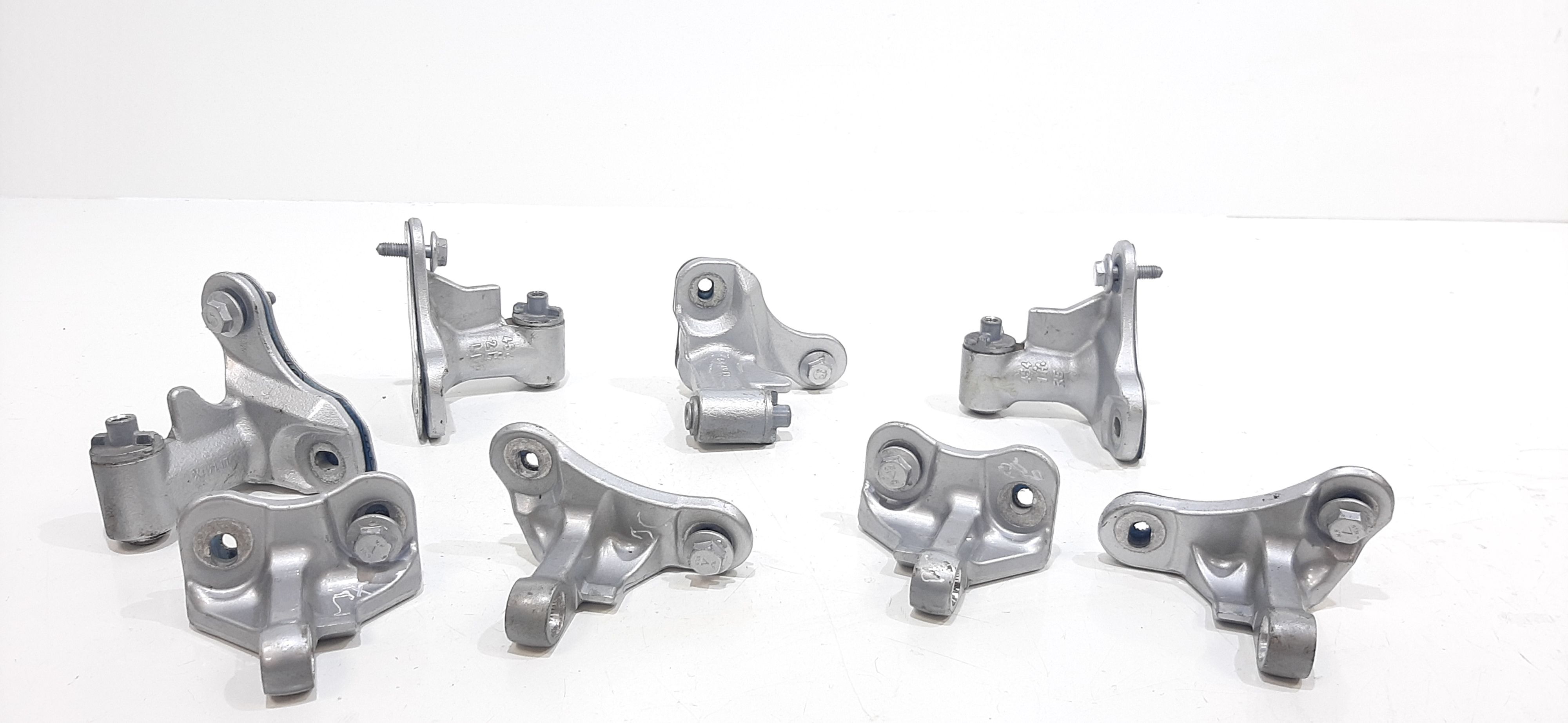 Cerniere Porte MERCEDES GLA Serie