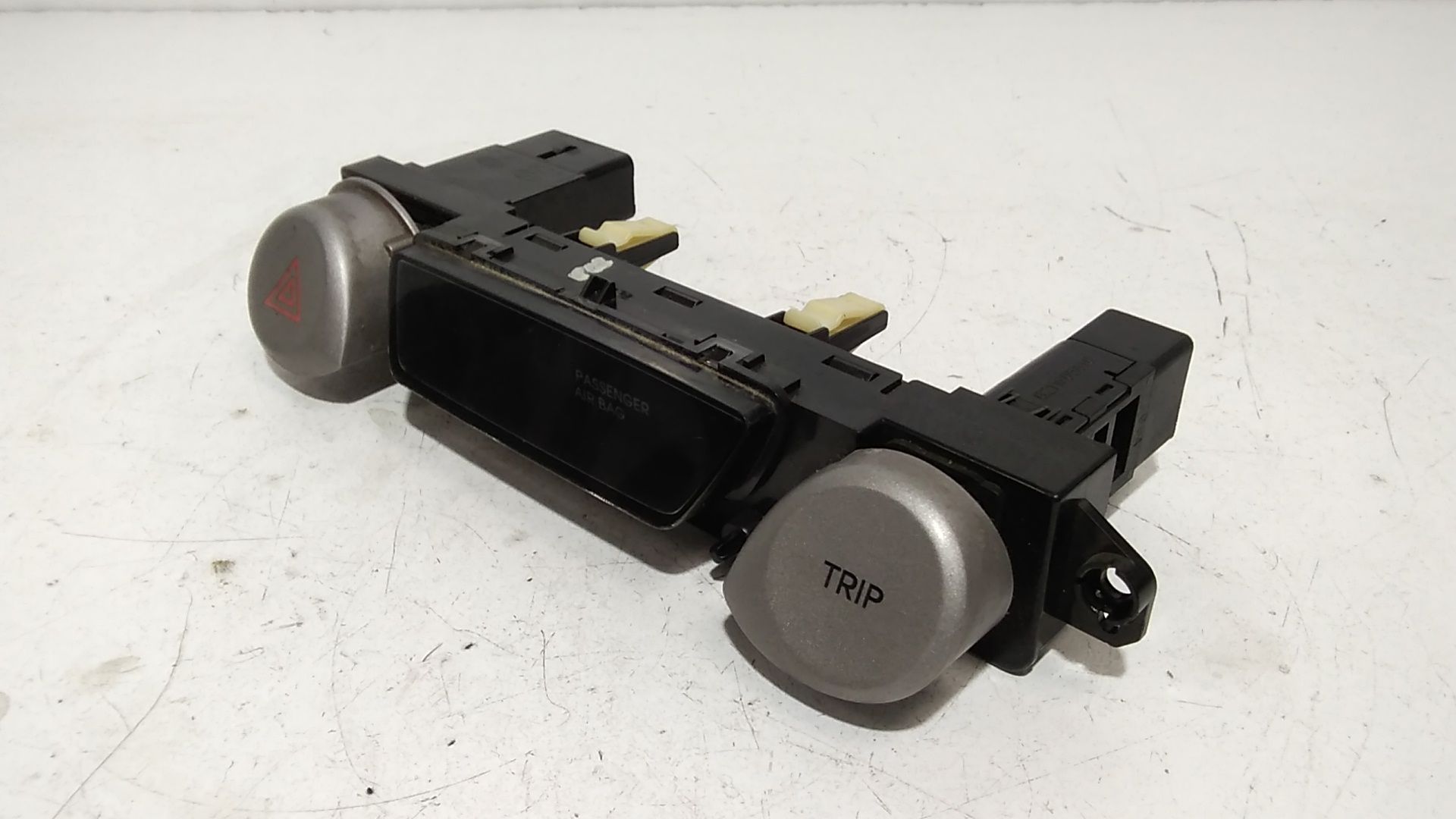 Pulsante luci di emergenza HYUNDAI i20 1 Serie