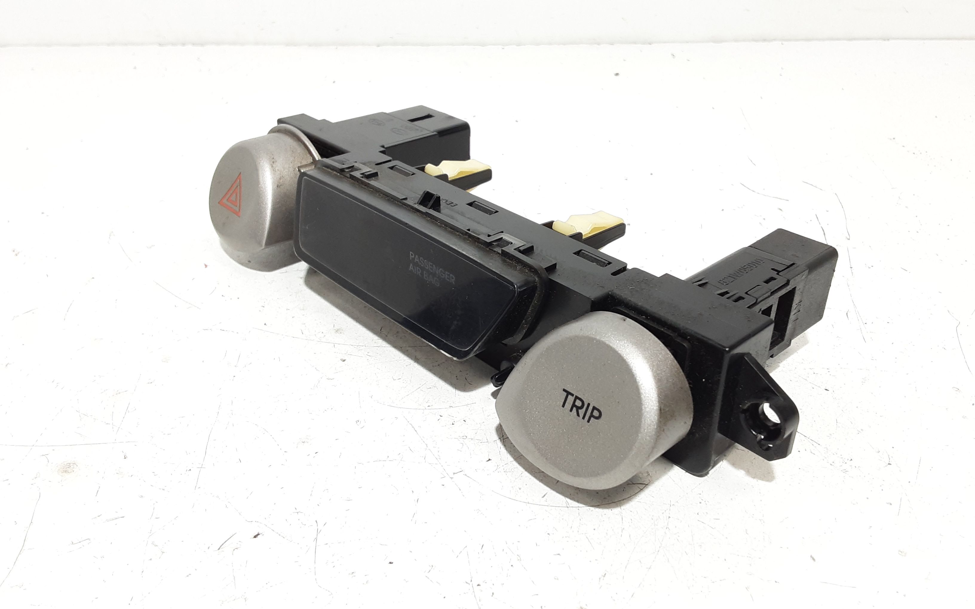 Pulsante luci di emergenza HYUNDAI i20 1 Serie