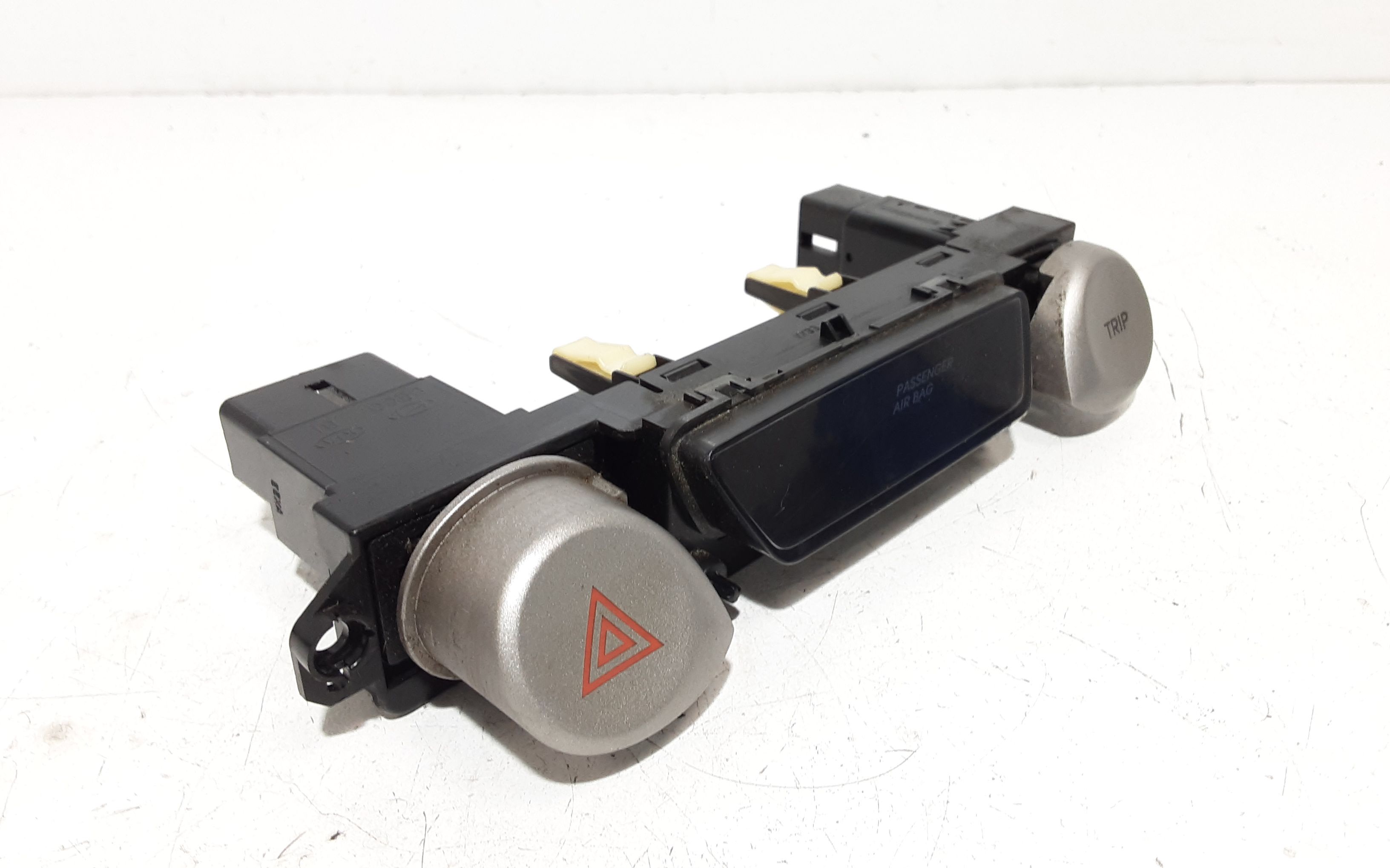 Pulsante luci di emergenza HYUNDAI i20 1 Serie