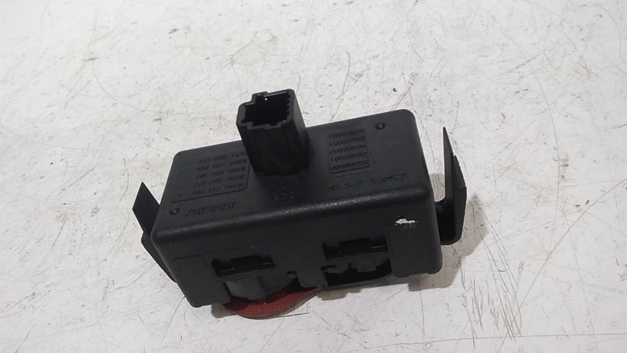 Pulsante luci di emergenza RENAULT Clio Serie (04>08)