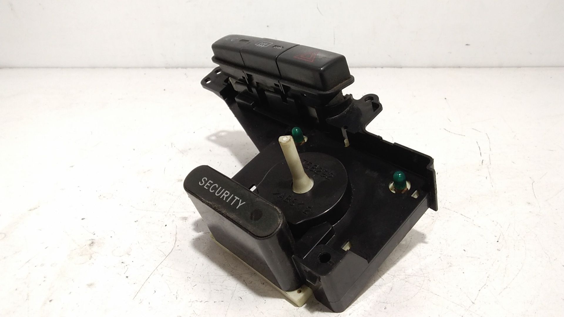 Pulsante luci di emergenza TOYOTA Yaris 1 Serie