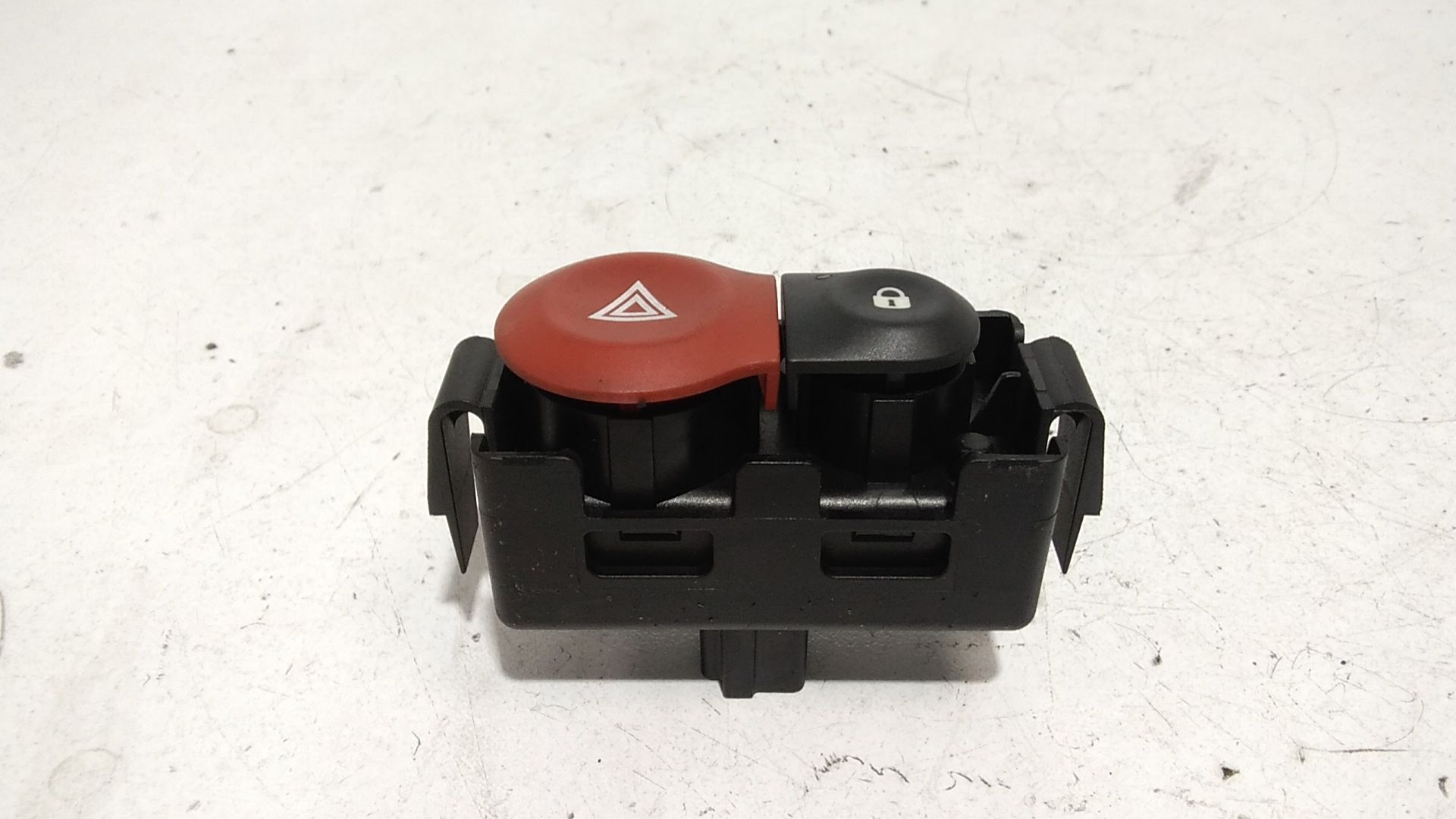 Pulsante luci di emergenza RENAULT Modus 2 Serie