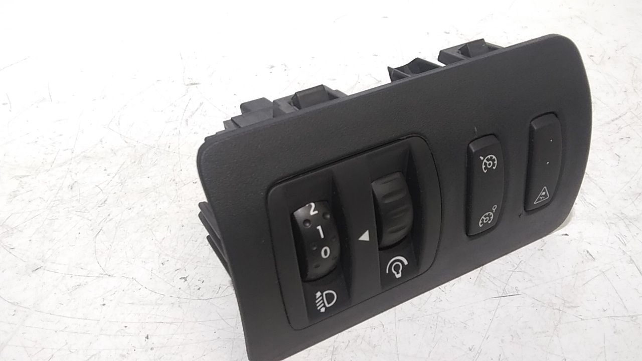 Interruttore comando luci RENAULT Clio Serie (04>08)