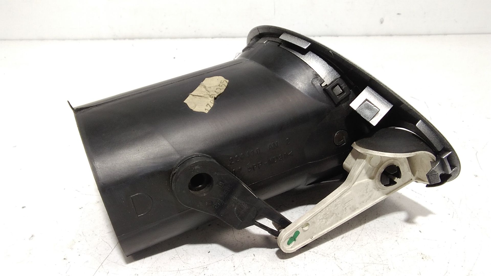 Bocchetta aria cruscotto lato passeggero RENAULT Clio Serie (04>08)