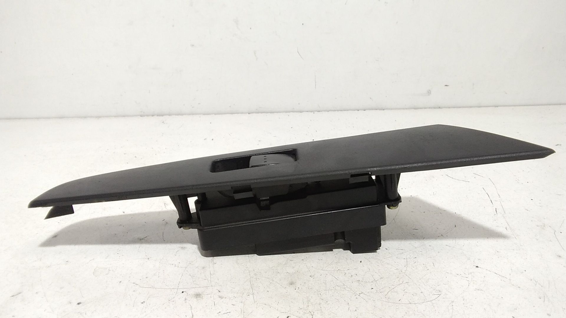 Pulsantiera Posteriore Sinistra MAZDA 3 Berlina 1 Serie