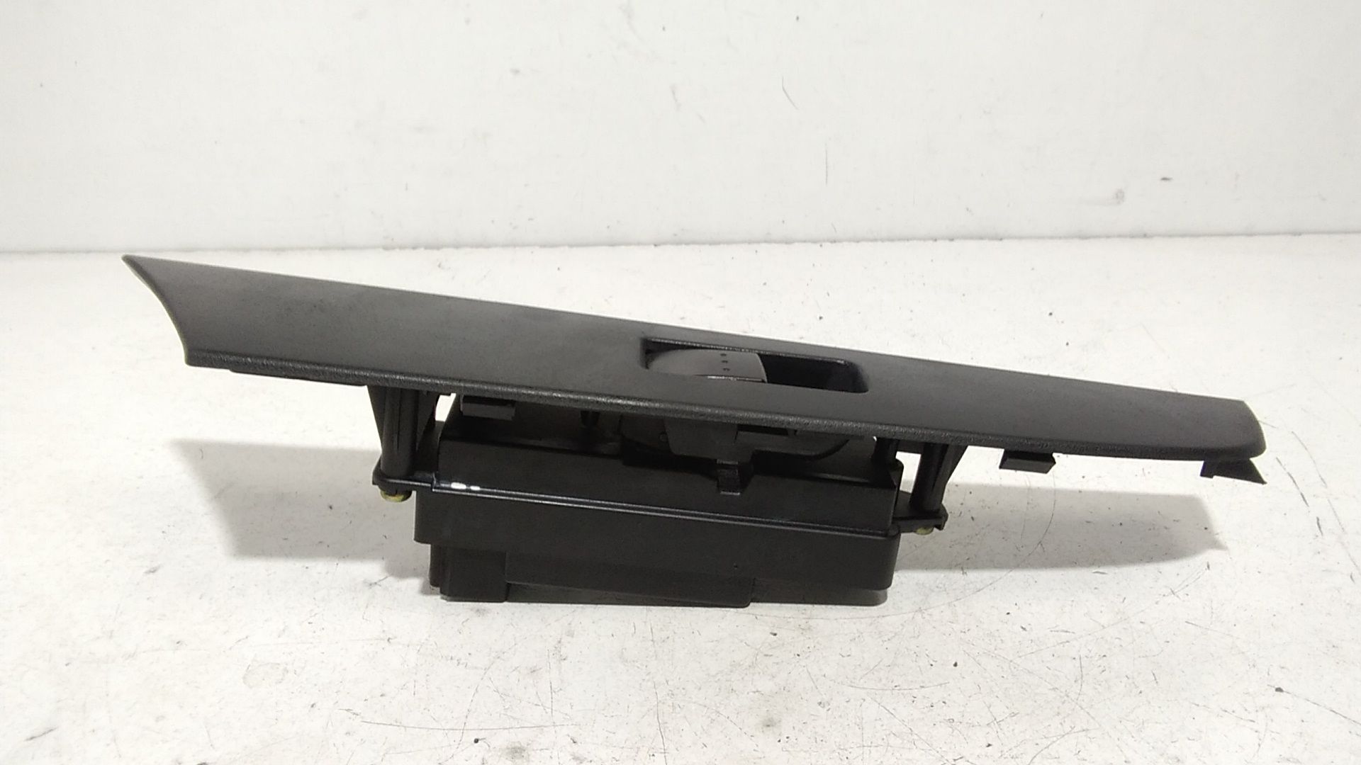 Pulsantiera Posteriore Sinistra MAZDA 3 Berlina 1 Serie