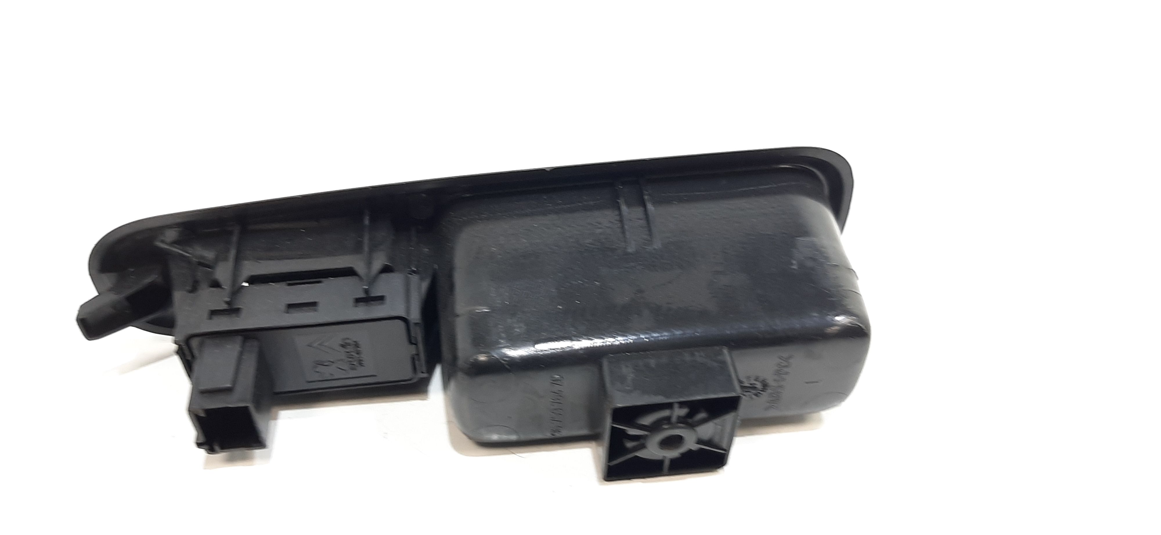 Pulsantiera Posteriore Destra PEUGEOT 3008 Serie (09>16)