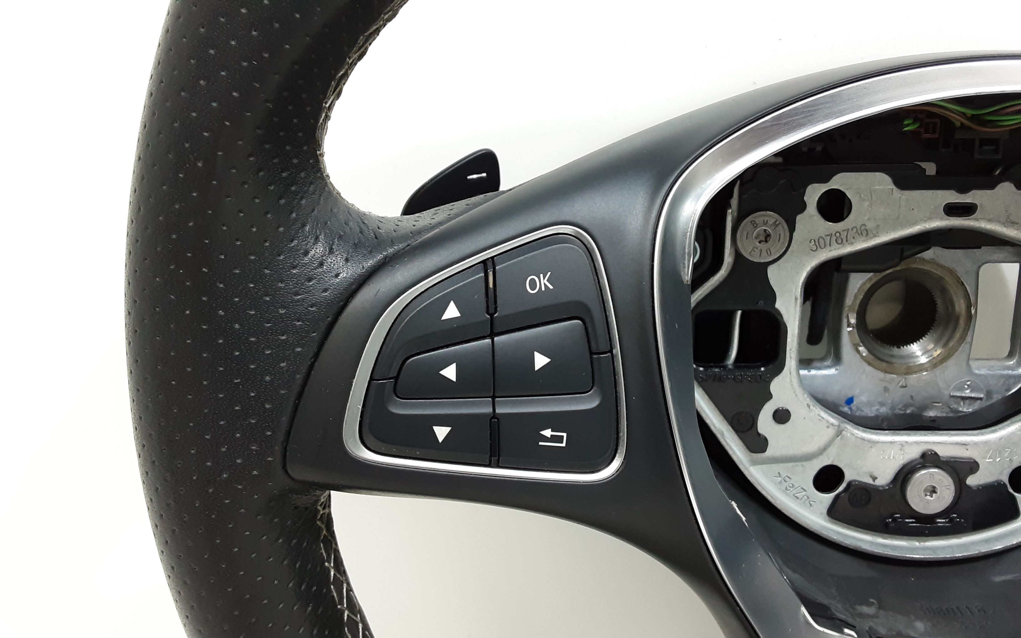 Volante con comandi cambio MERCEDES GLA Serie