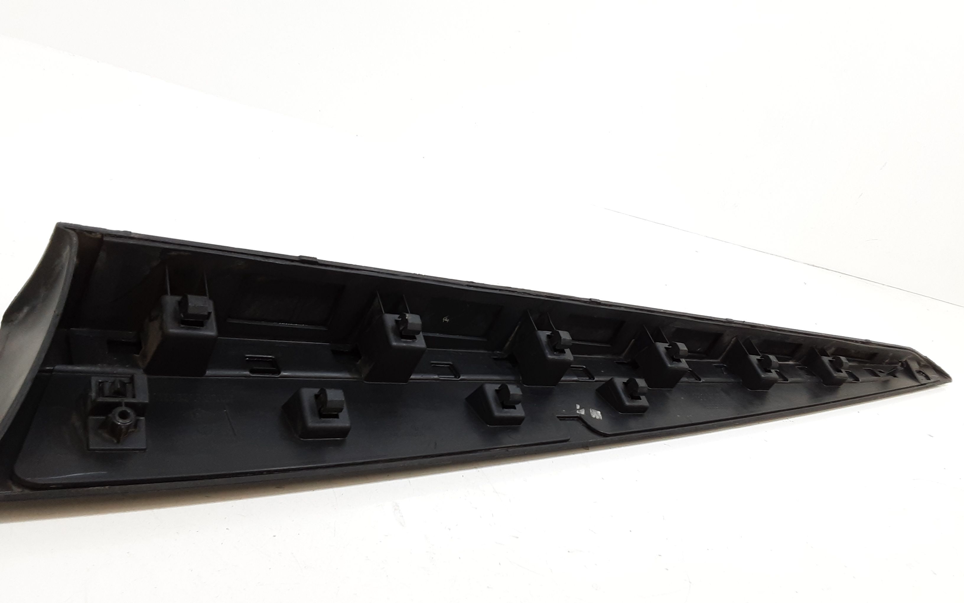 Modanatura porta ant DX passeggero RENAULT Clio Serie IV (12>19)