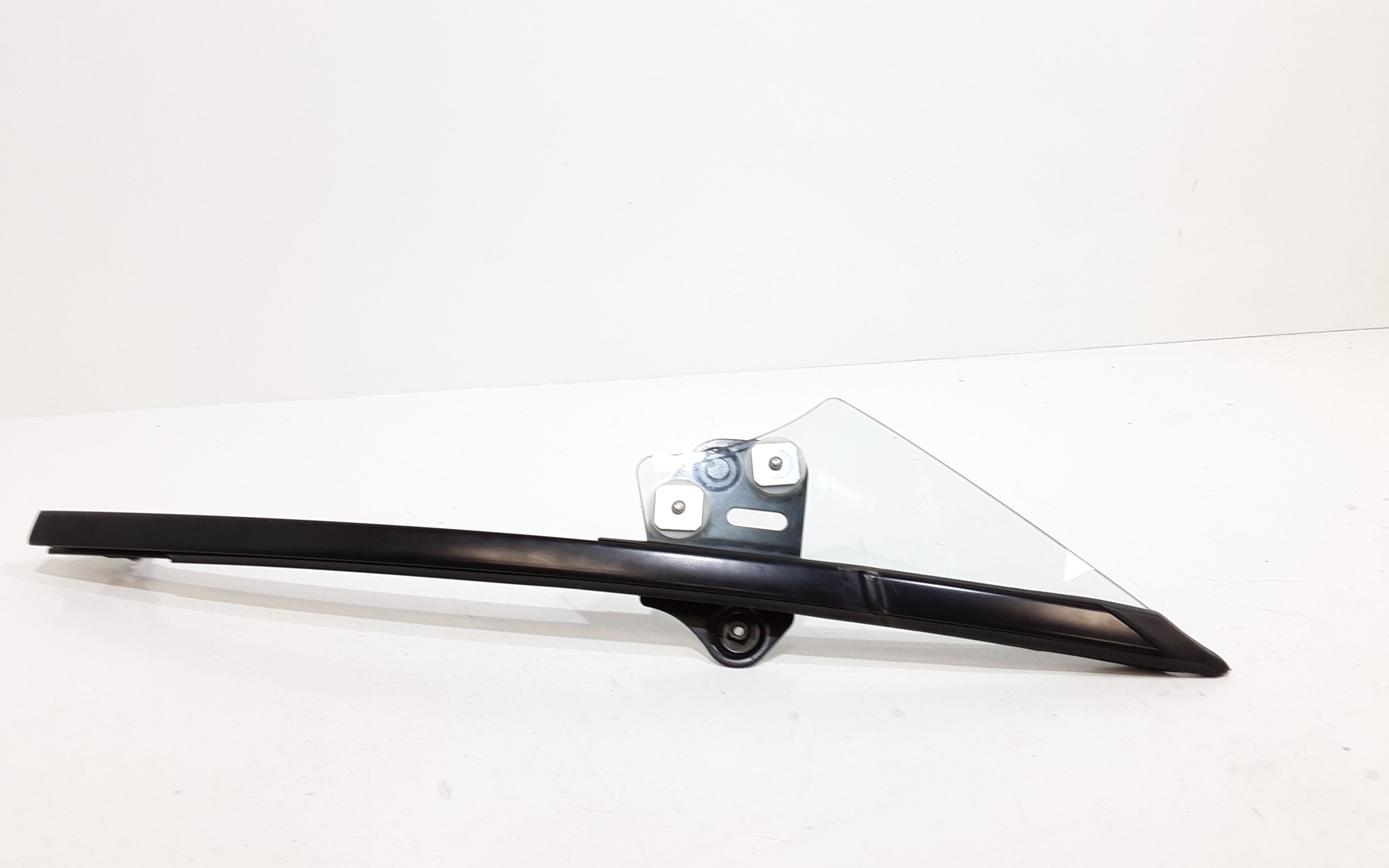 Deflettore ant SX MAZDA MX-5 Serie (18>)