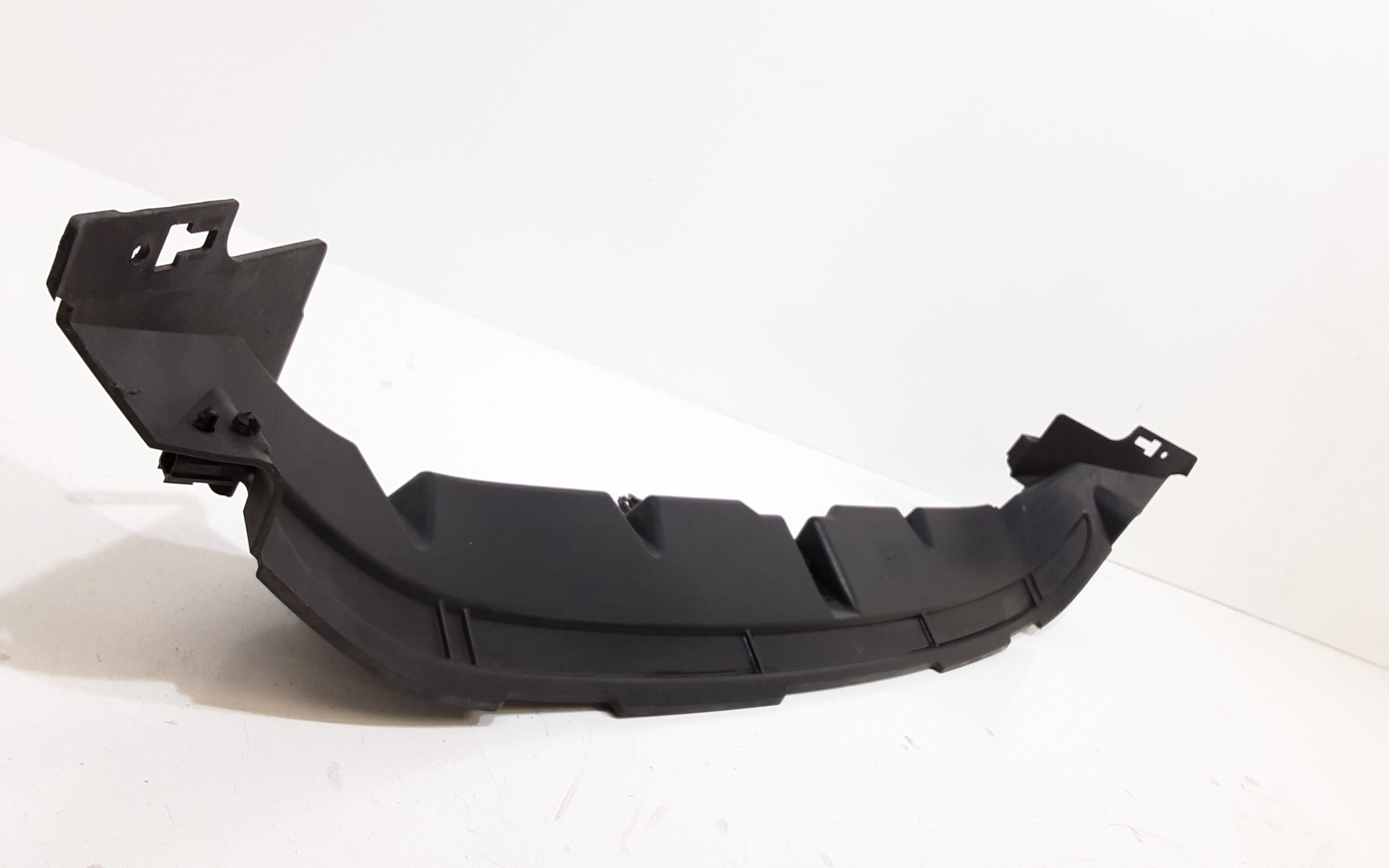 Pannello deflettore aria FORD Fiesta 7 Serie