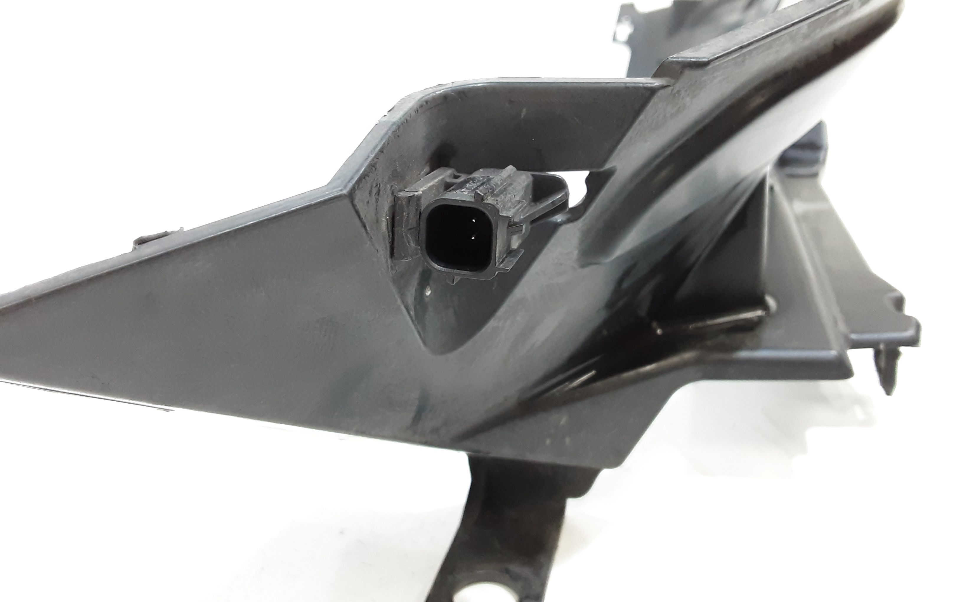 Pannello deflettore aria FORD Fiesta 7 Serie