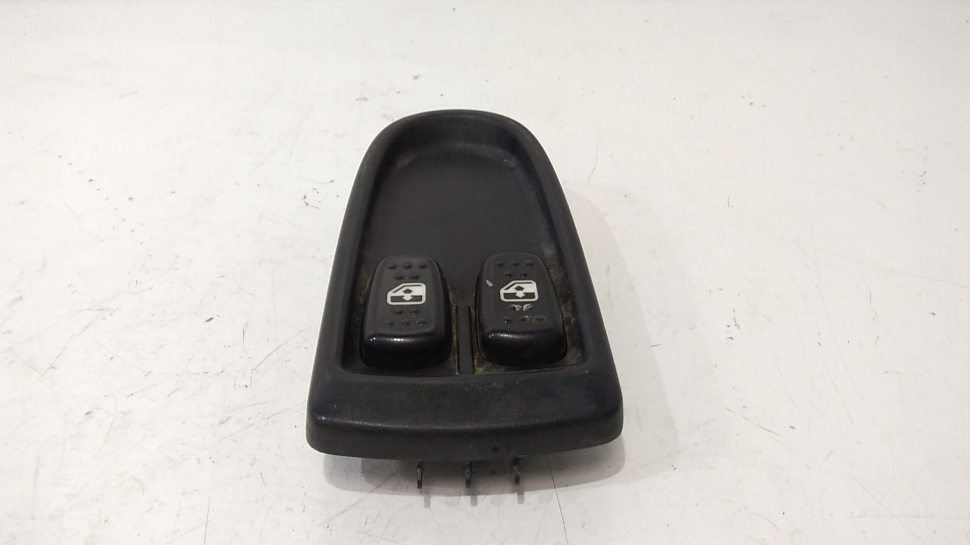 Pulsantiera anteriore sinistra Guida IVECO Daily 4� Serie