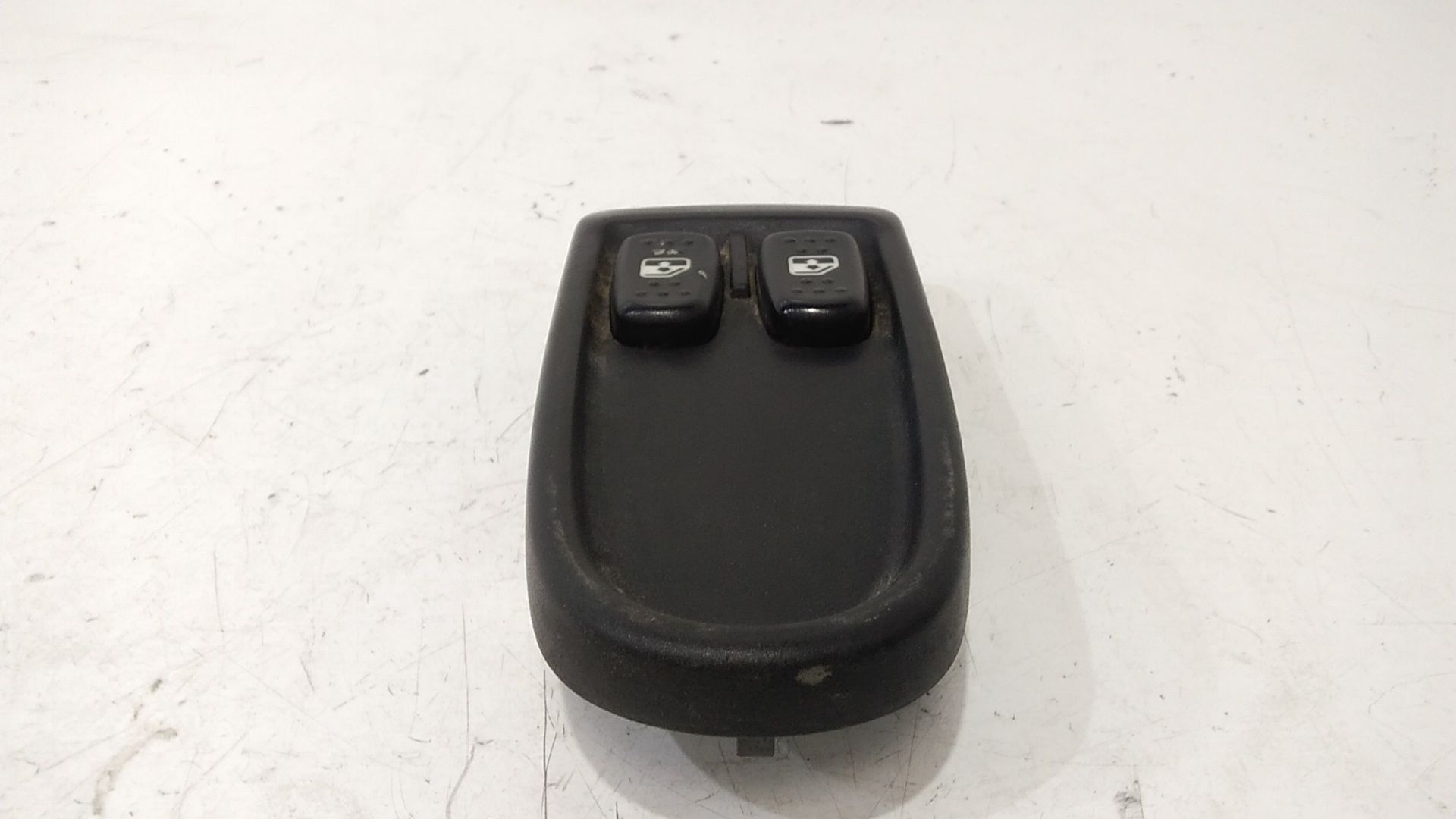 Pulsantiera anteriore sinistra Guida IVECO Daily 4� Serie