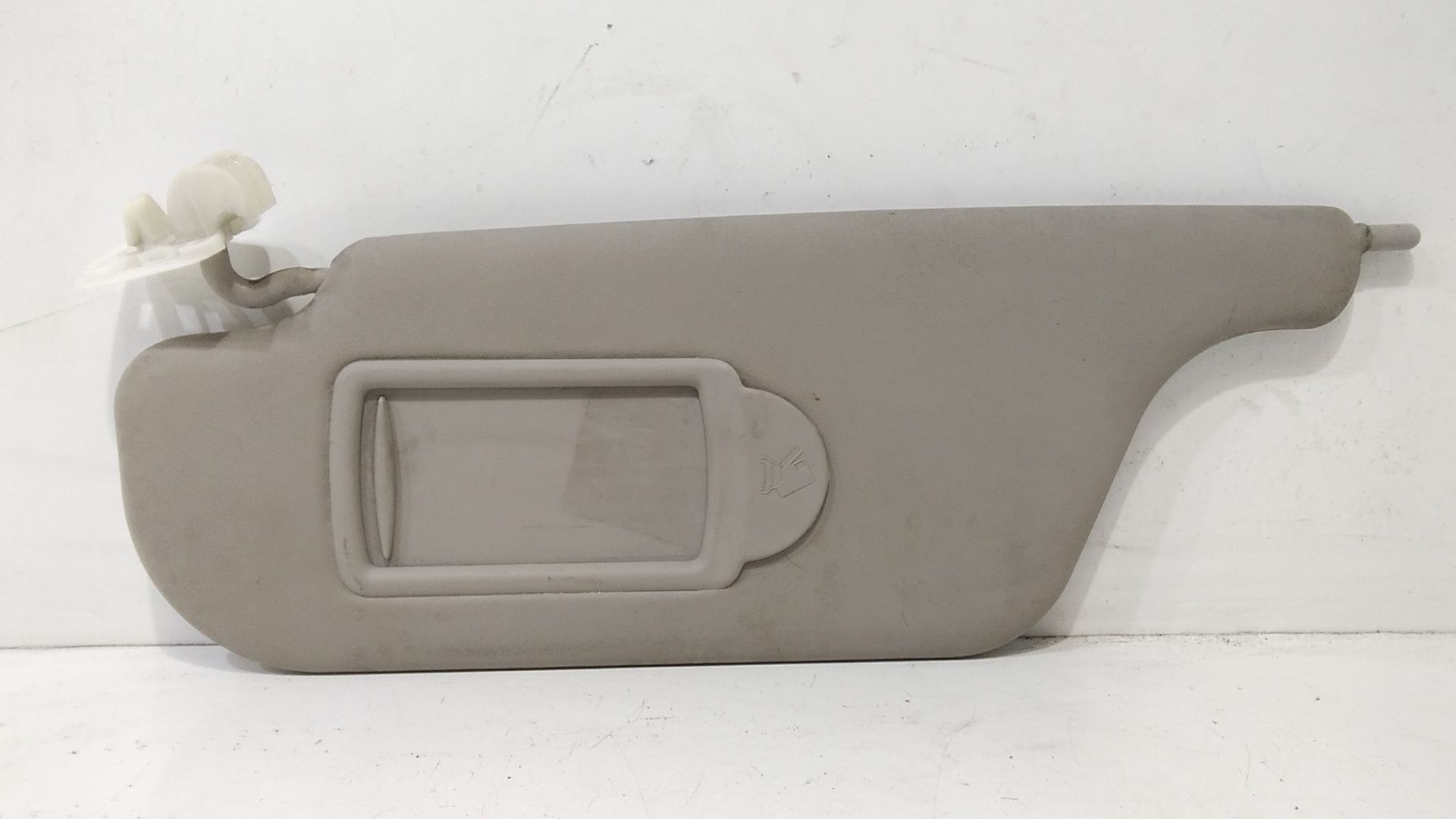 Parasole aletta anteriore Lato Guida RENAULT Clio Serie (04>08)