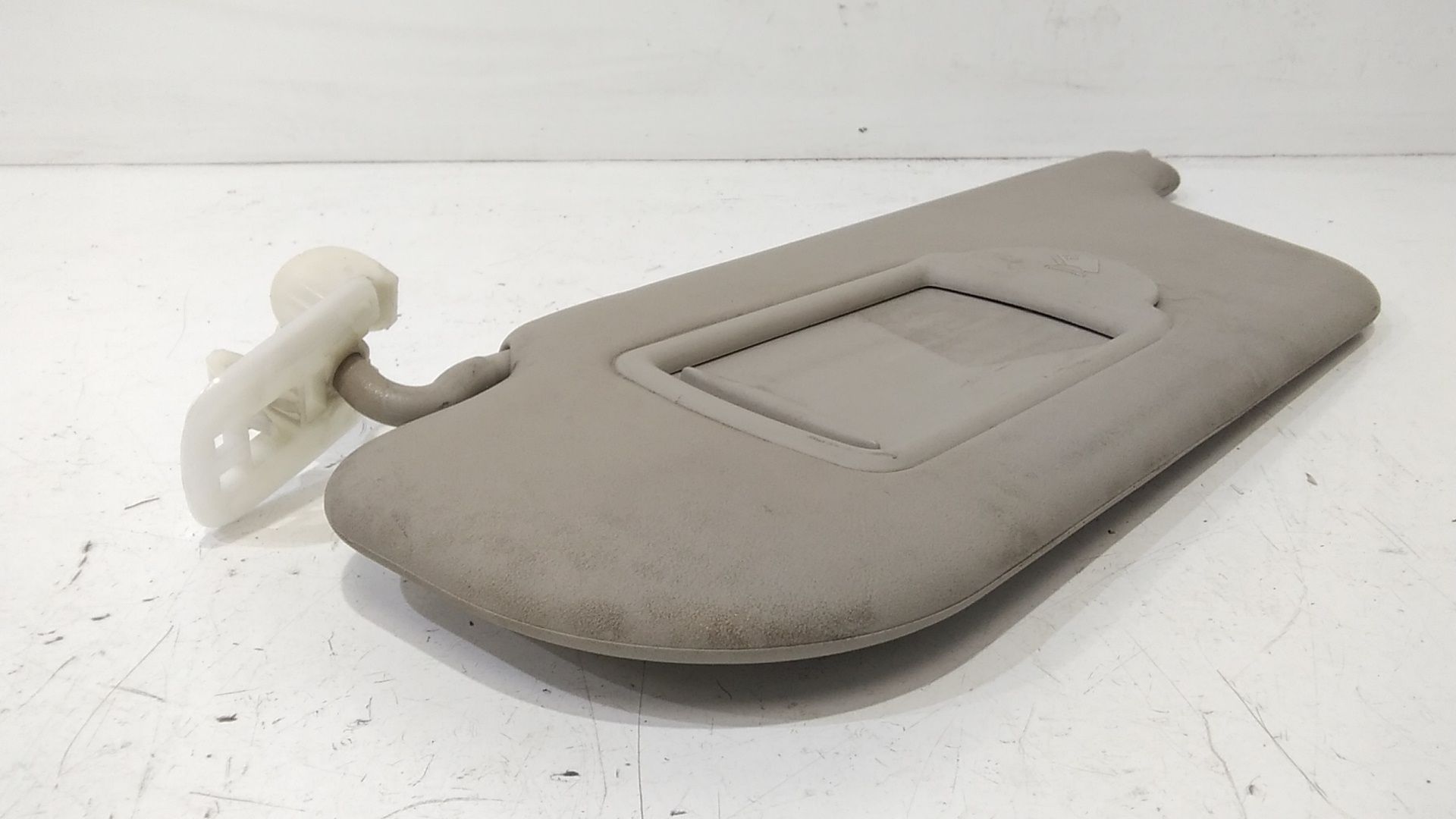 Parasole aletta anteriore Lato Guida RENAULT Clio Serie (04>08)