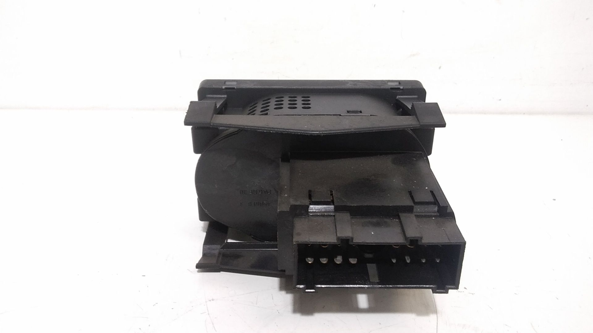 Interruttore comando luci FORD Focus S. Wagon 4 Serie