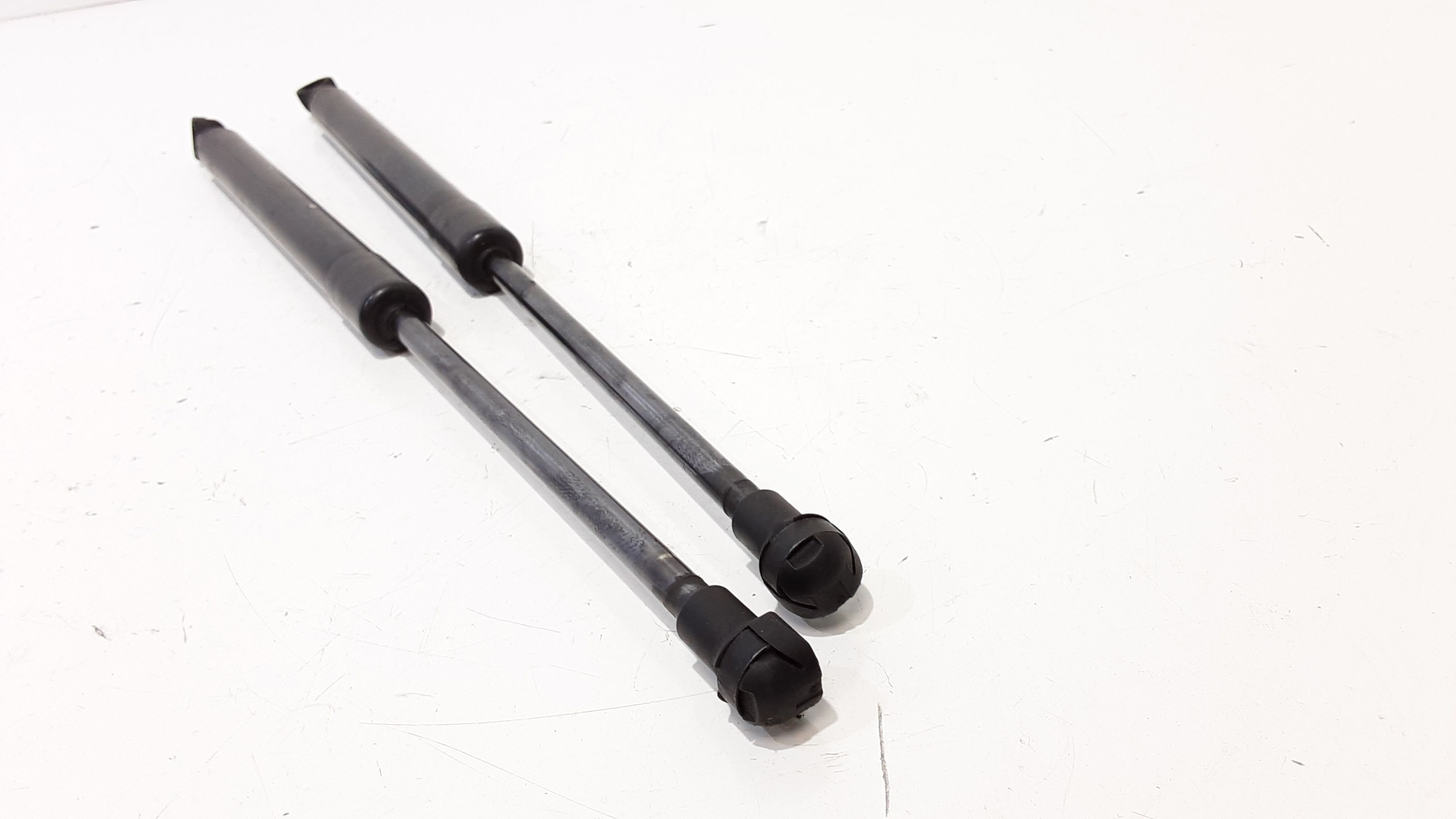 Pistoncini cofano ant BMW Serie 1 E87 1 Serie