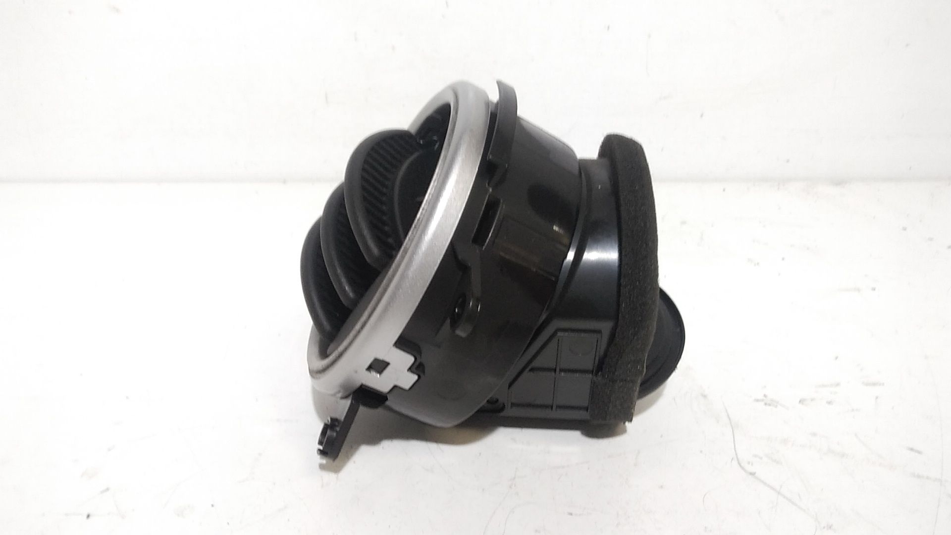 Bocchetta aria cruscotto lato guida HYUNDAI i10 1 Serie