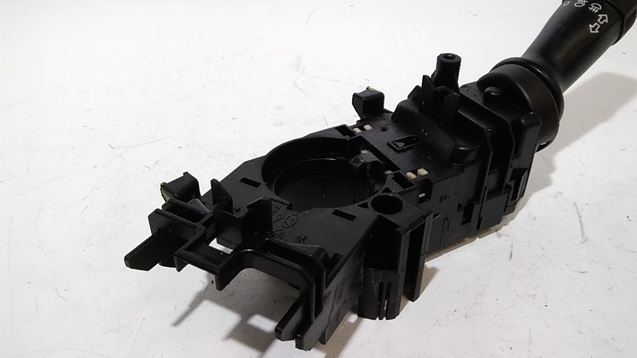 Devioluci sinistro KIA Cee d 1 Serie